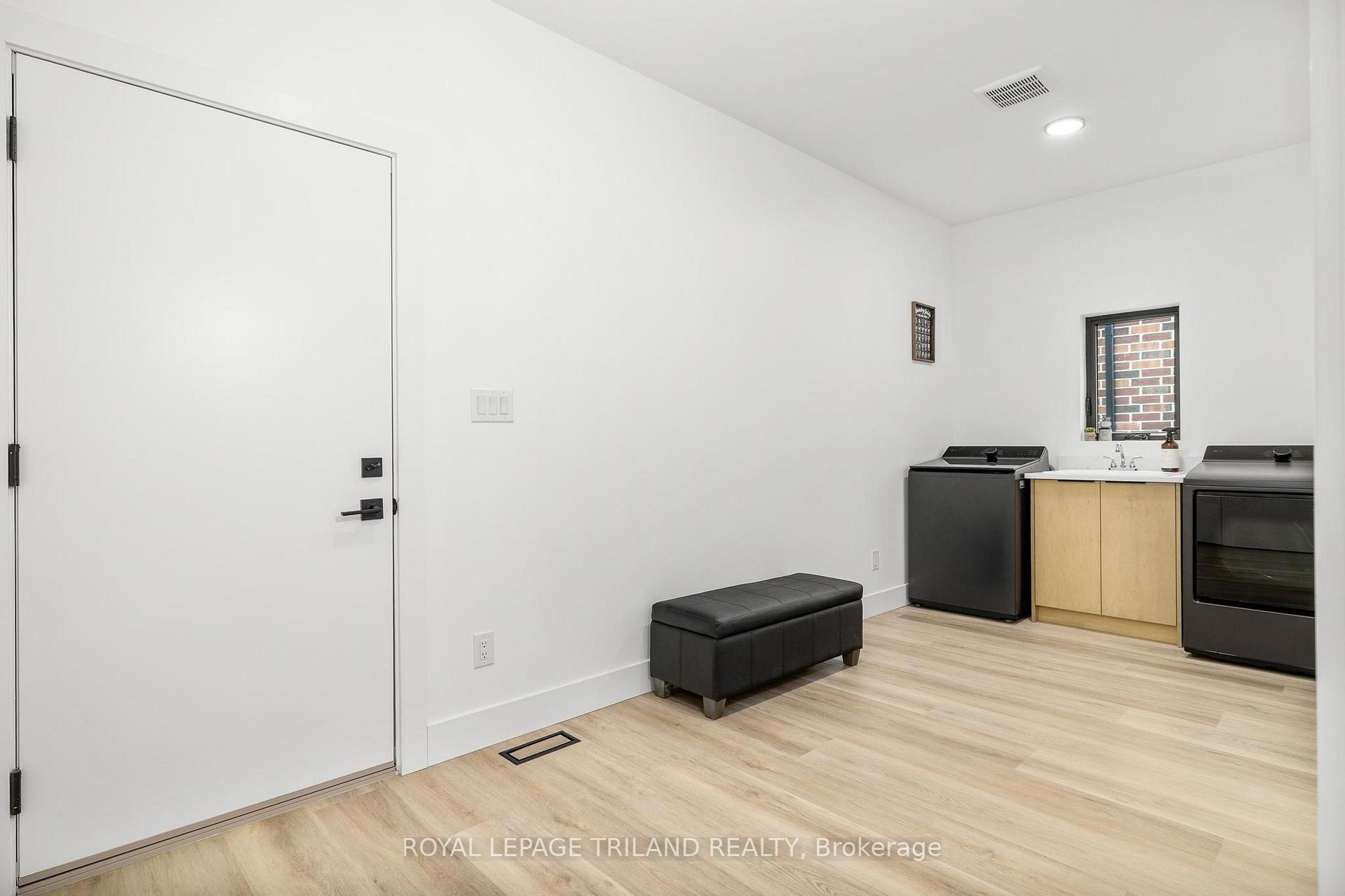 Photo 17 of 62 Avery Place, Perth East, Milverton — HOMEH