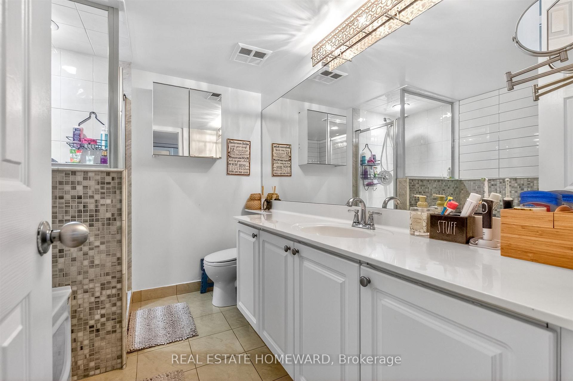 Photo 17 of Unit 602, 30 Harrison Garden Boulevard, North York, Willowdale East — HOMEH