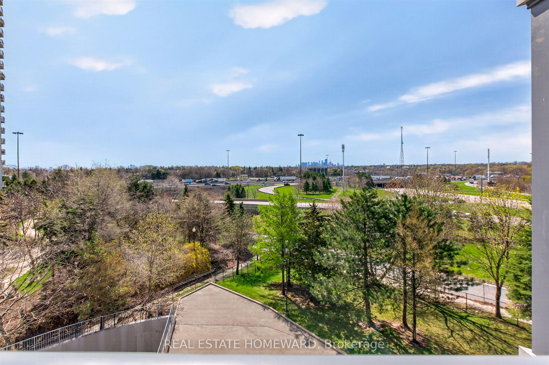 Photo 25 of Unit 602, 30 Harrison Garden Boulevard, North York, Willowdale East — HOMEH