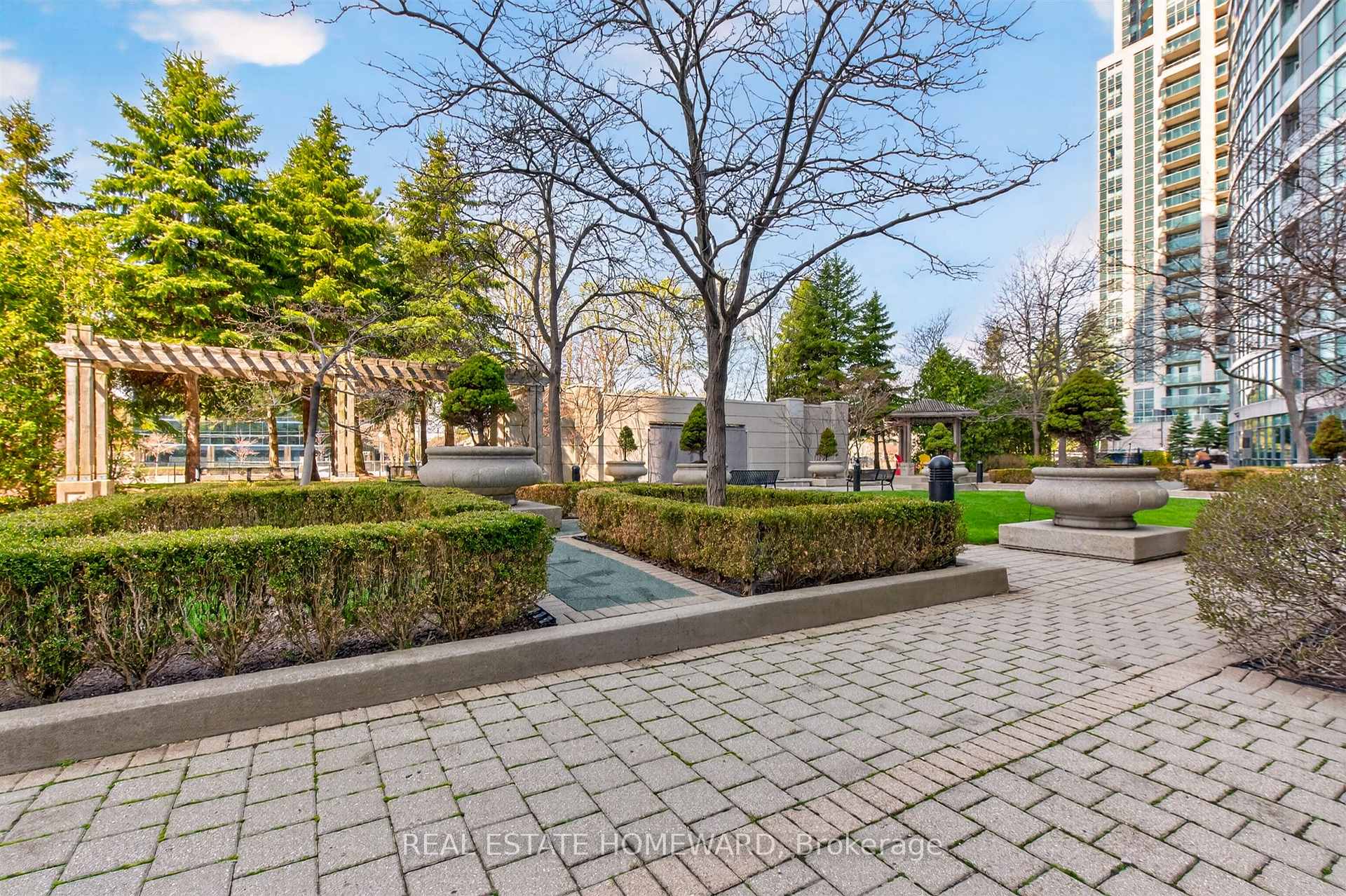 Photo 30 of Unit 602, 30 Harrison Garden Boulevard, North York, Willowdale East — HOMEH