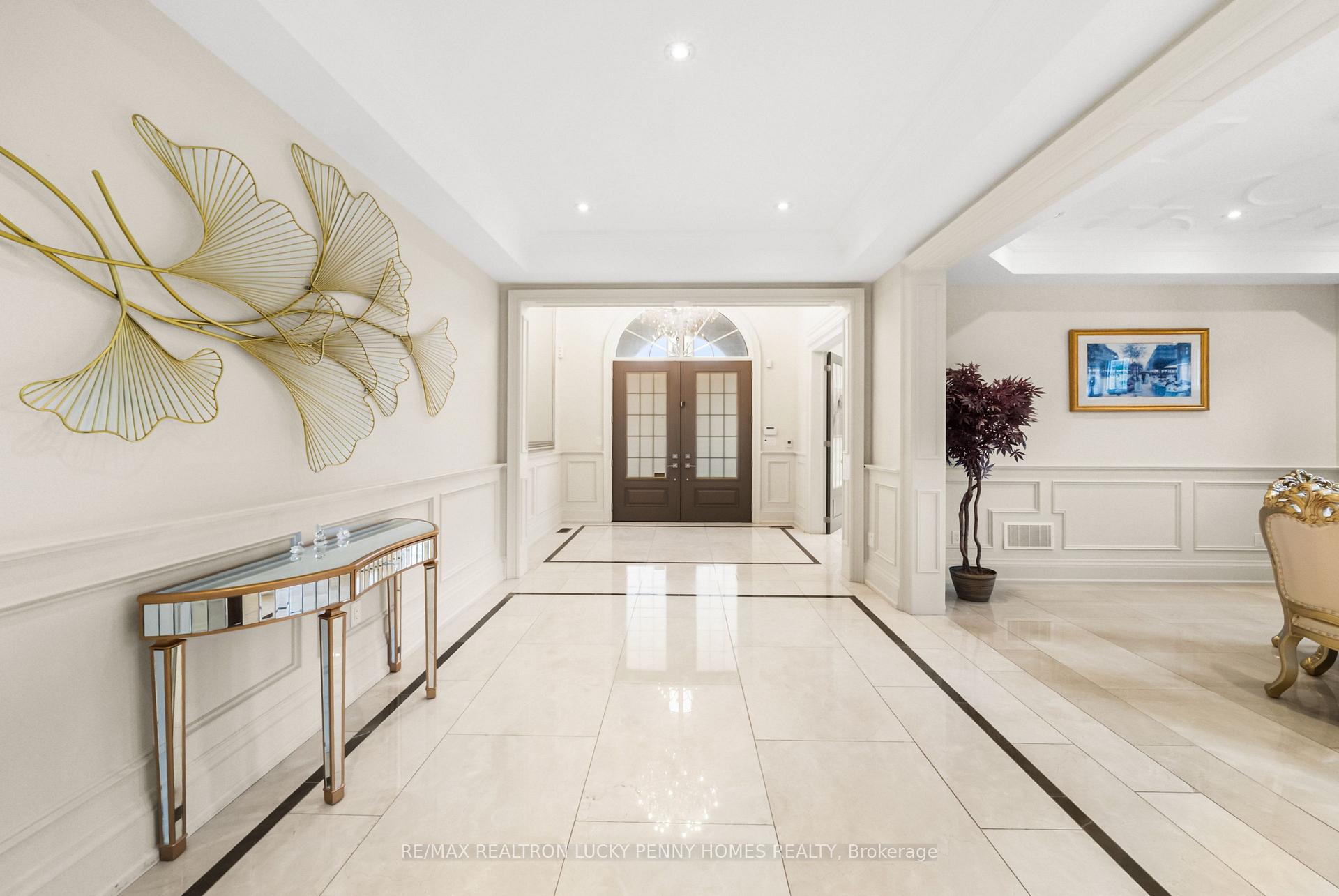 Photo 5 of 16 Rinas Avenue, Markham, Victoria Square — HOMEH