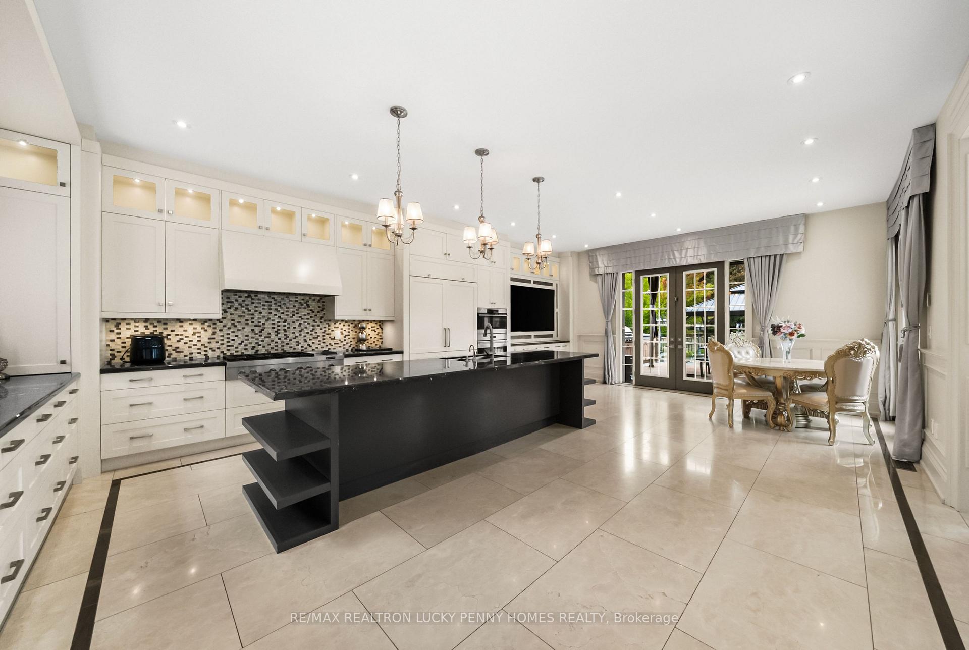 Photo 10 of 16 Rinas Avenue, Markham, Victoria Square — HOMEH