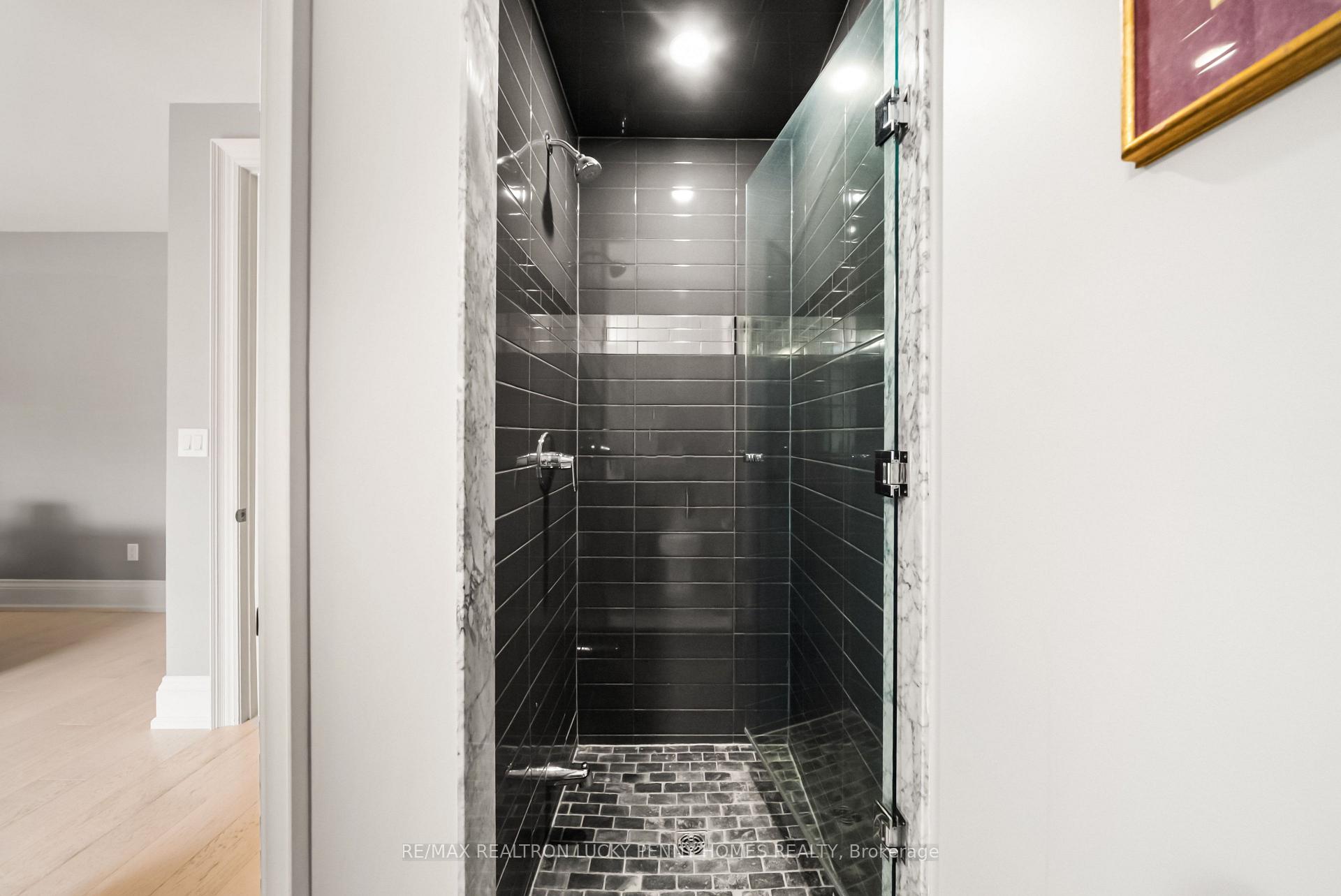 Photo 32 of 16 Rinas Avenue, Markham, Victoria Square — HOMEH