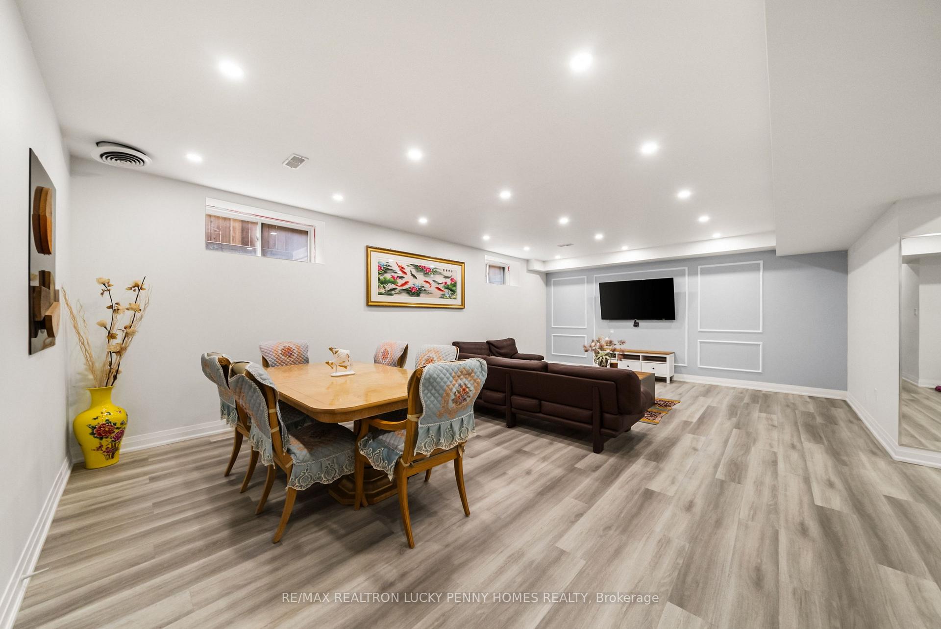 Photo 36 of 16 Rinas Avenue, Markham, Victoria Square — HOMEH