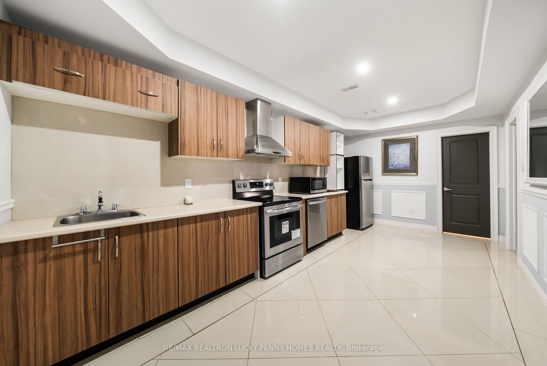 Photo 42 of 16 Rinas Avenue, Markham, Victoria Square — HOMEH