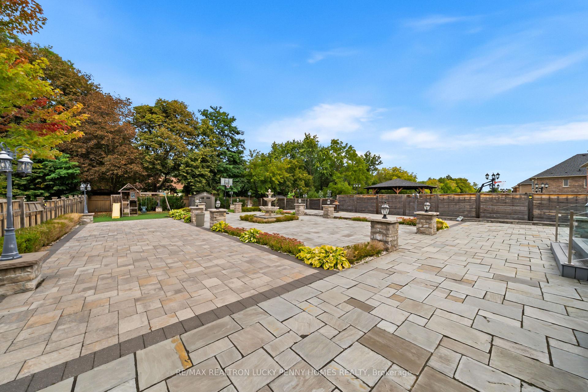 Photo 45 of 16 Rinas Avenue, Markham, Victoria Square — HOMEH