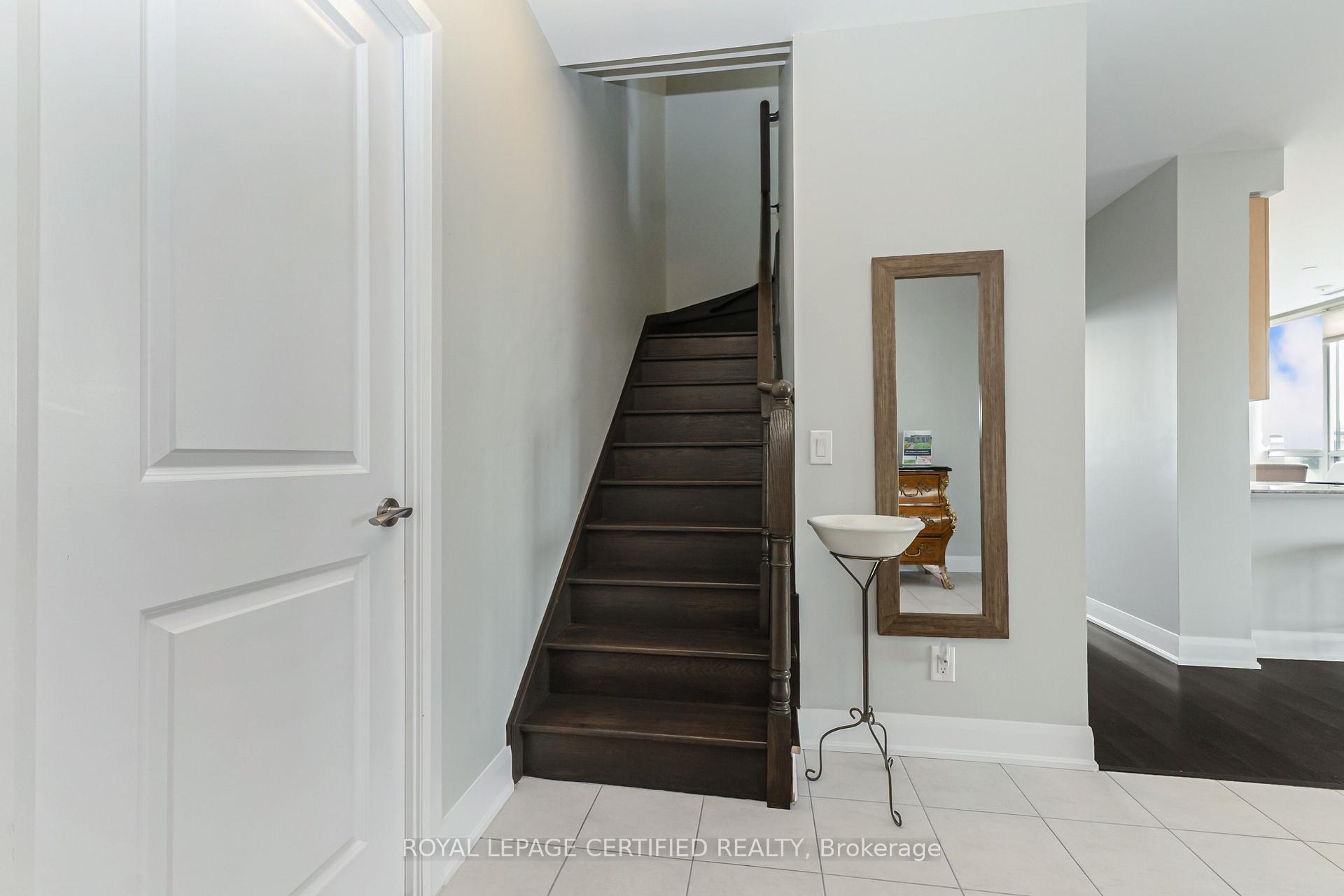 Photo 9 of Unit 711, 4700 Highway 7, Vaughan, East Woodbridge — HOMEH