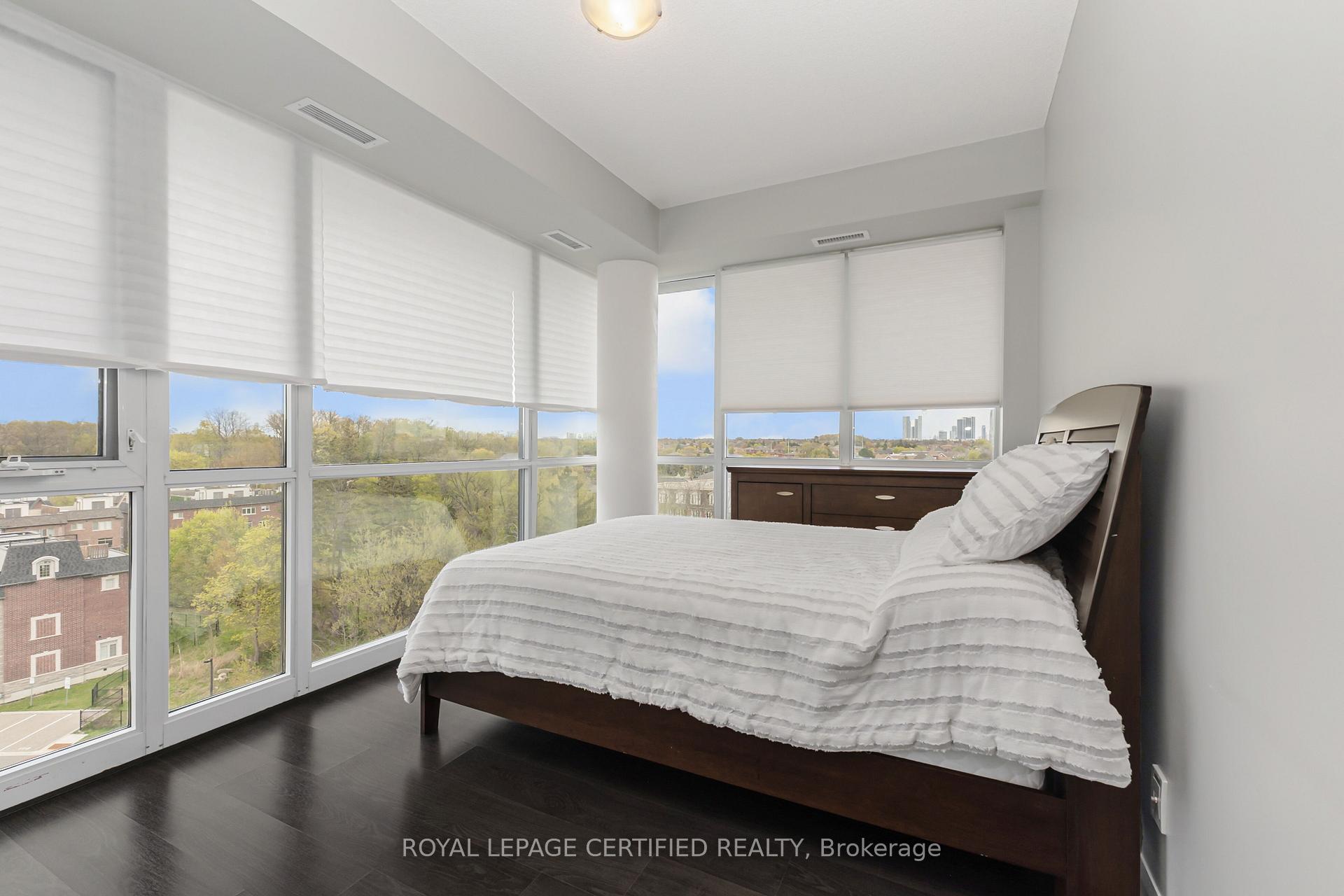 Photo 15 of Unit 711, 4700 Highway 7, Vaughan, East Woodbridge — HOMEH
