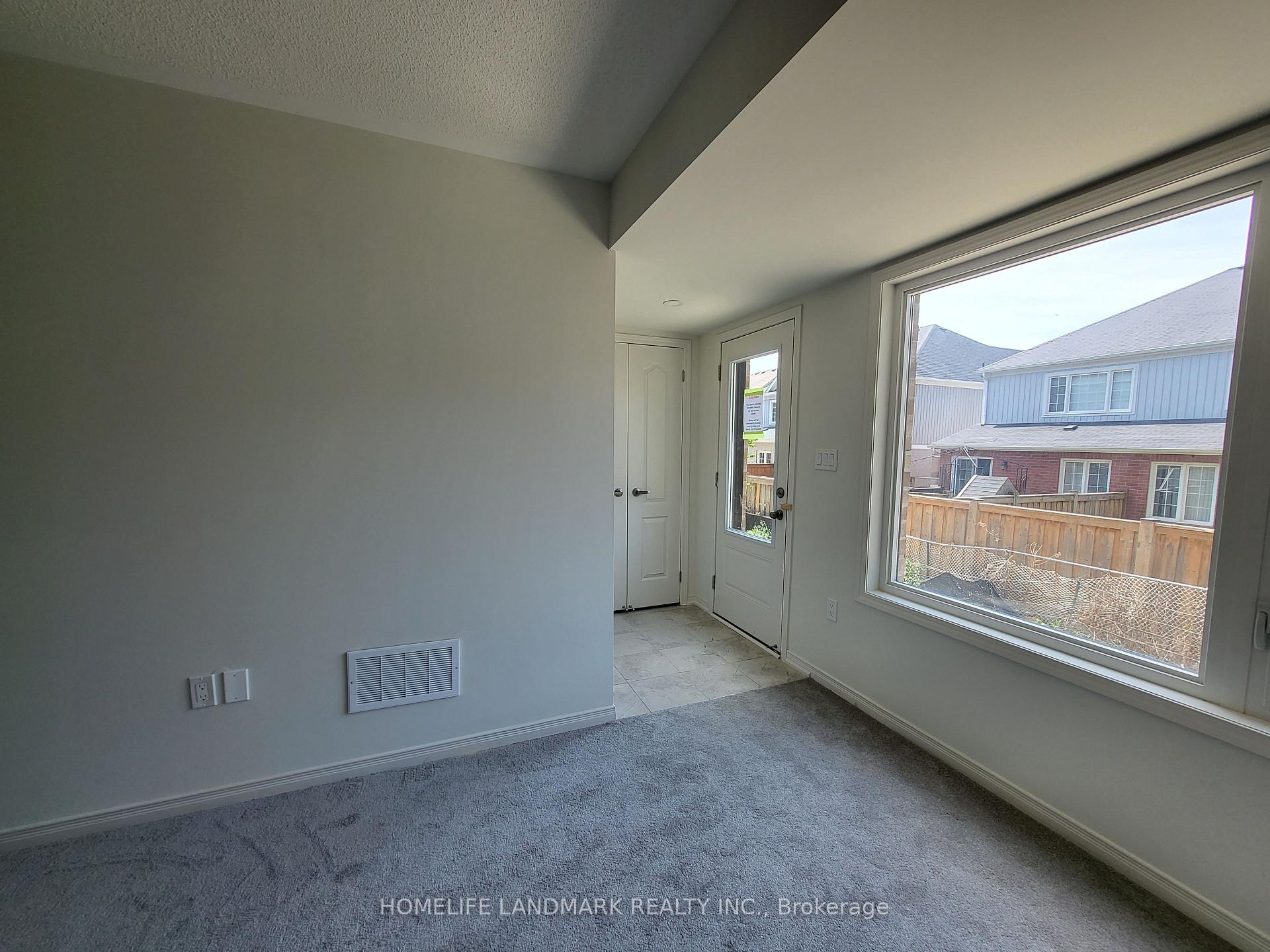 Photo 4 of 1432 Coral Springs Path, Oshawa, Taunton — HOMEH
