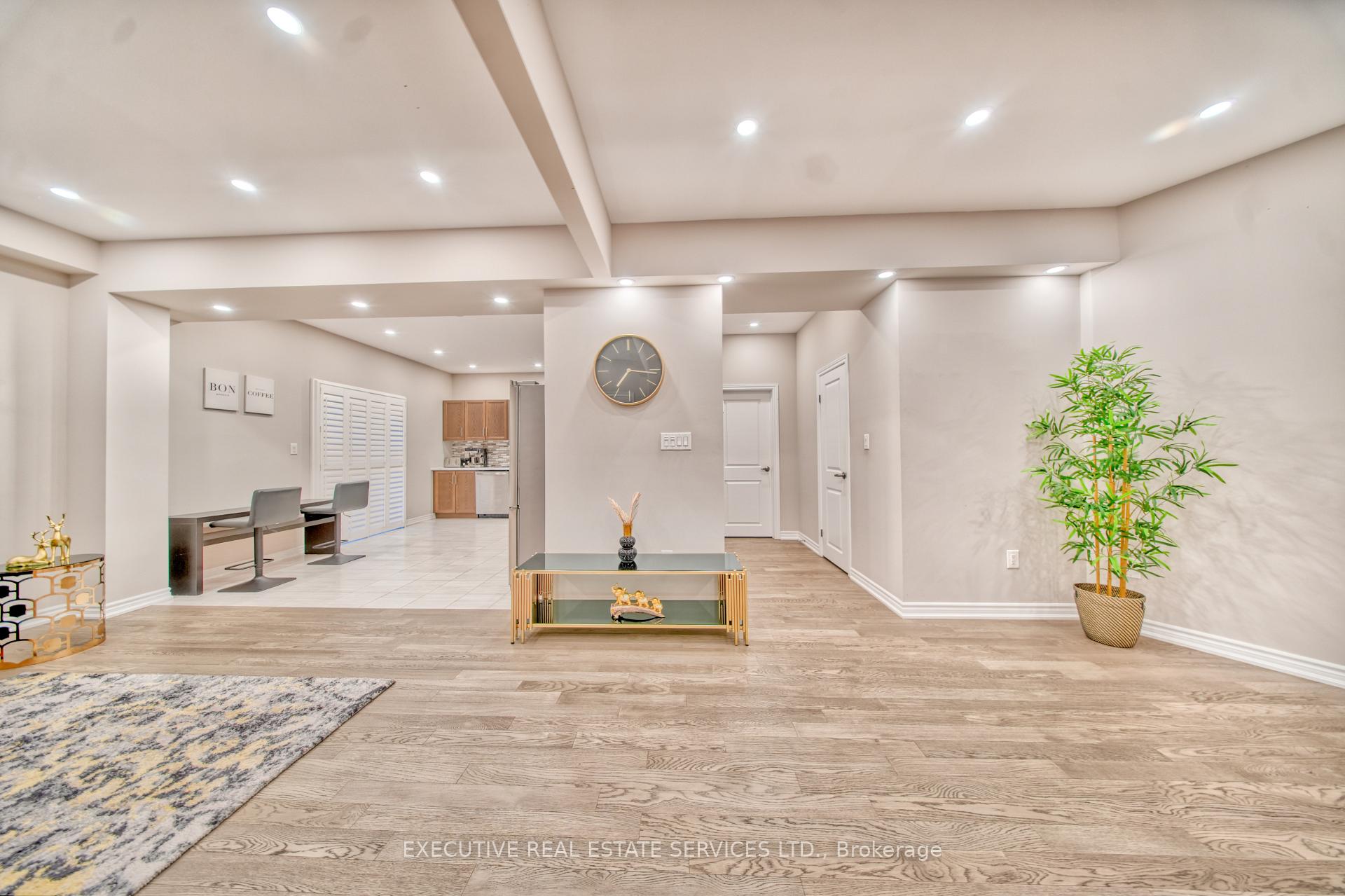 Photo 17 of Unit Upper, 57 Bethune Avenue, Welland, Lincoln/Crowland — HOMEH
