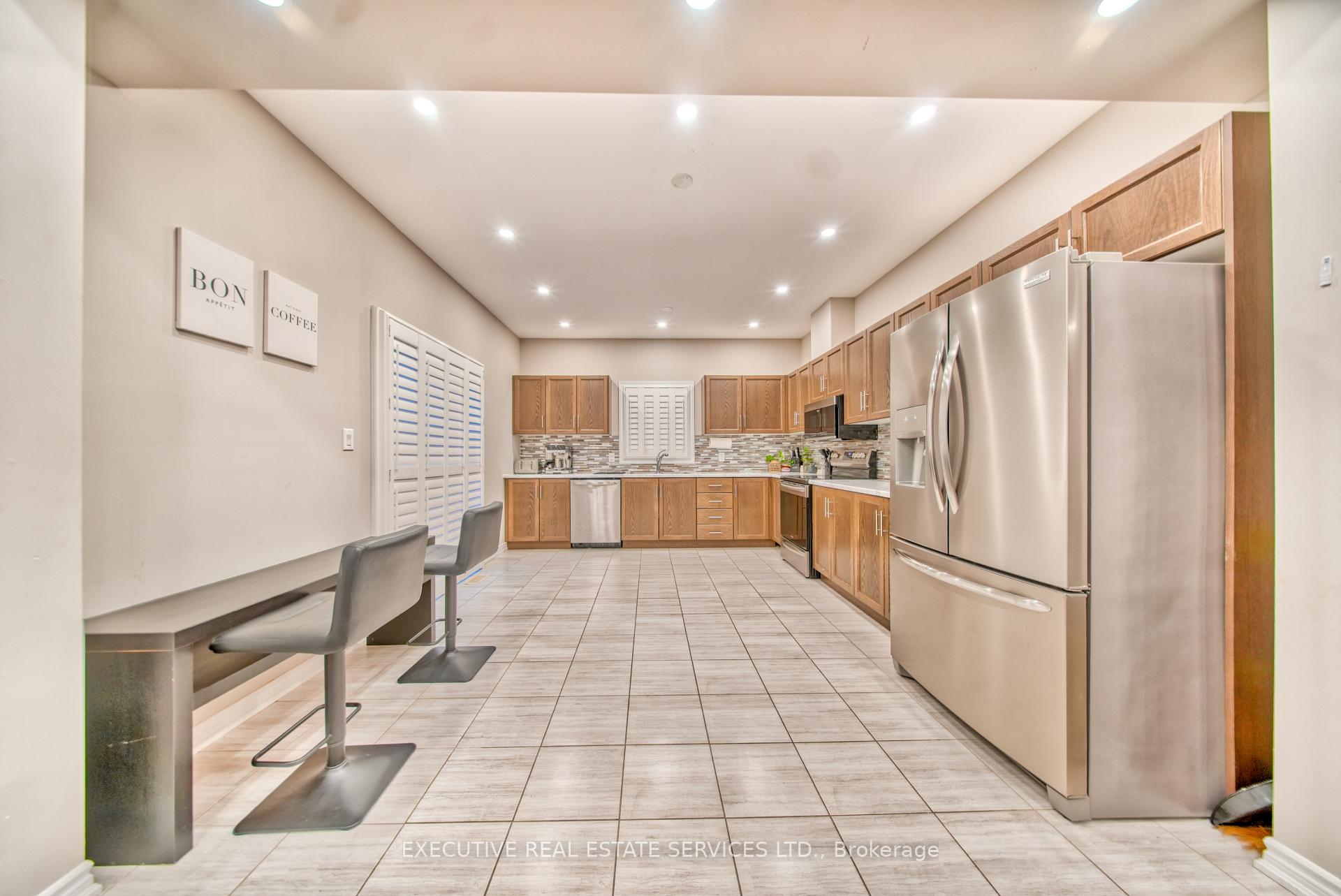 Photo 18 of Unit Upper, 57 Bethune Avenue, Welland, Lincoln/Crowland — HOMEH