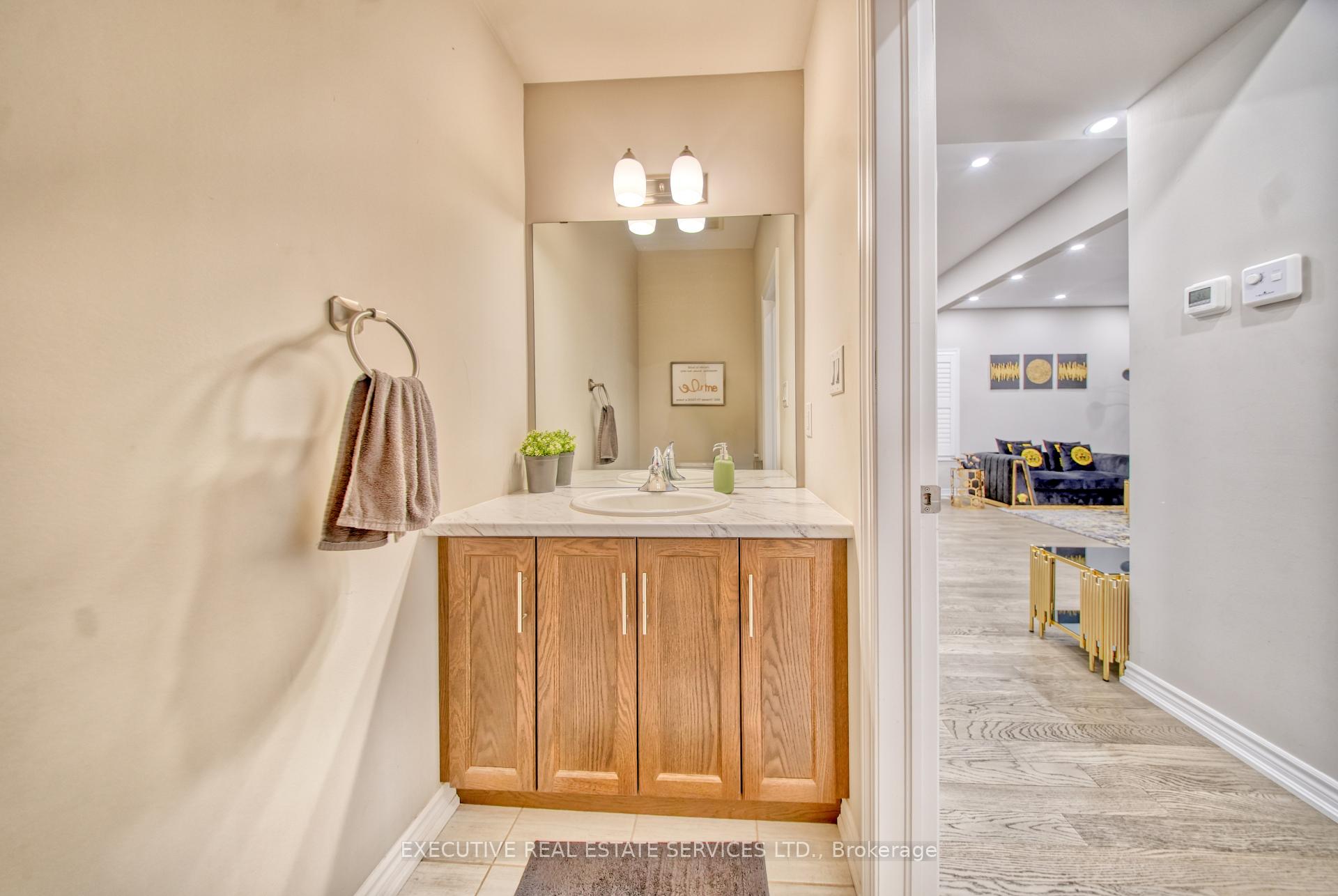 Photo 23 of Unit Upper, 57 Bethune Avenue, Welland, Lincoln/Crowland — HOMEH