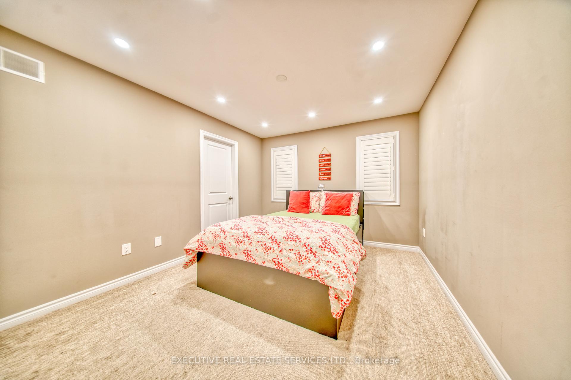 Photo 32 of Unit Upper, 57 Bethune Avenue, Welland, Lincoln/Crowland — HOMEH