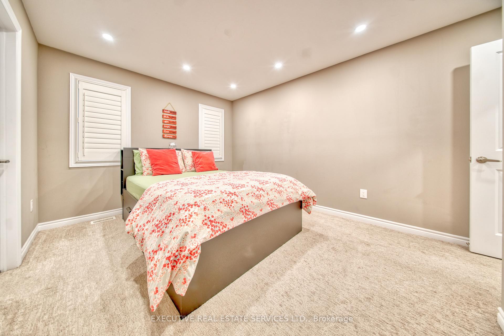 Photo 33 of Unit Upper, 57 Bethune Avenue, Welland, Lincoln/Crowland — HOMEH