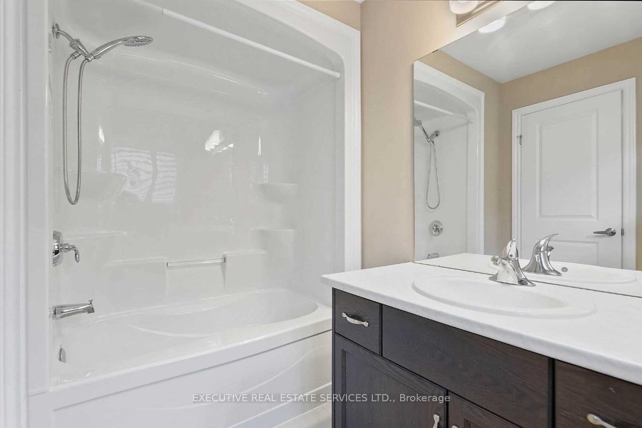 Photo 39 of Unit Upper, 57 Bethune Avenue, Welland, Lincoln/Crowland — HOMEH