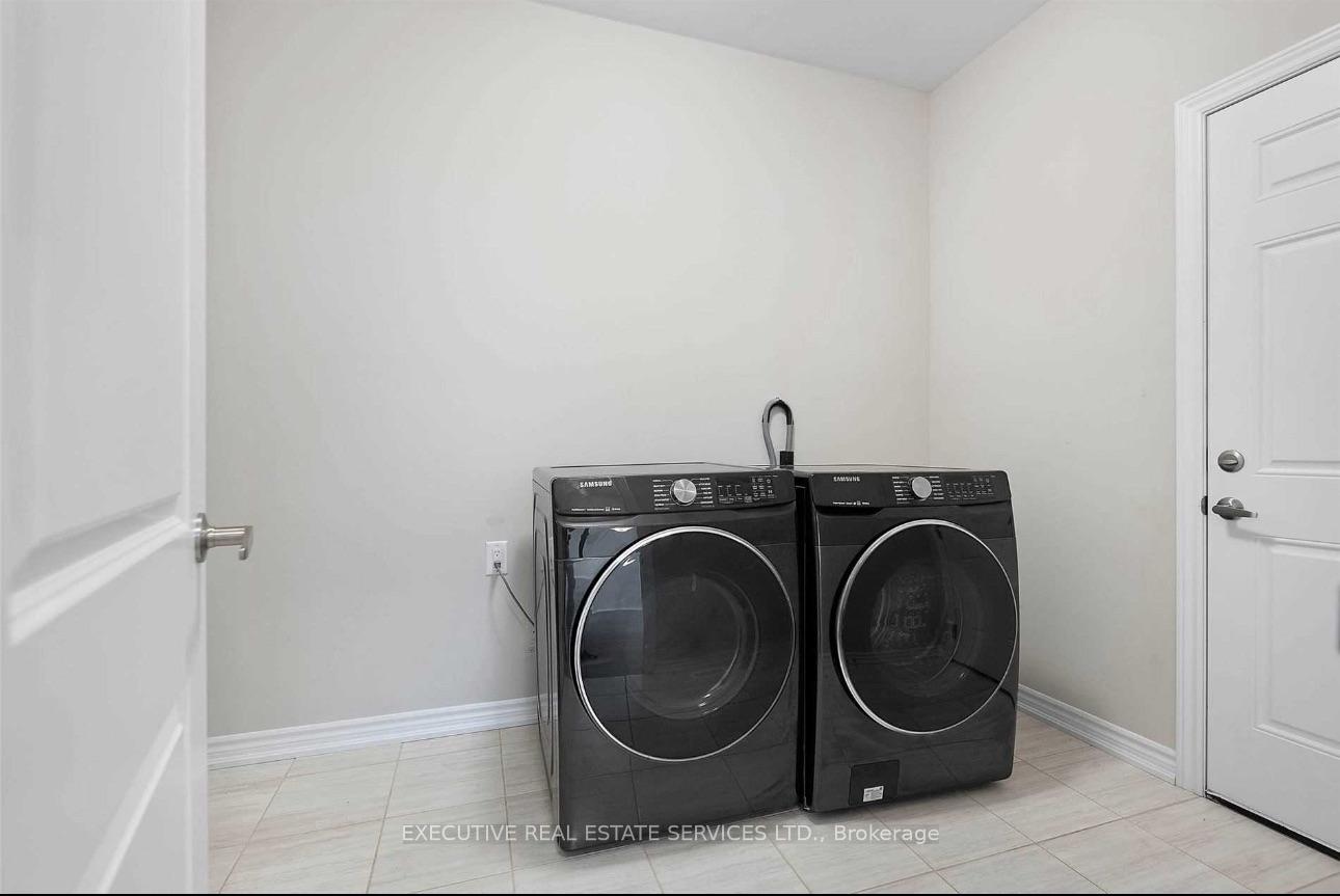 Photo 40 of Unit Upper, 57 Bethune Avenue, Welland, Lincoln/Crowland — HOMEH