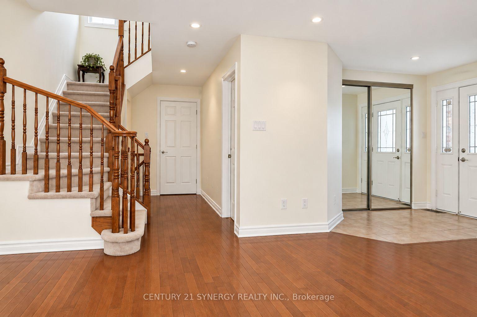 Photo 4 of 1075 Goward Drive, Ottawa, Kanata - Morgan's Grant/South March — HOMEH