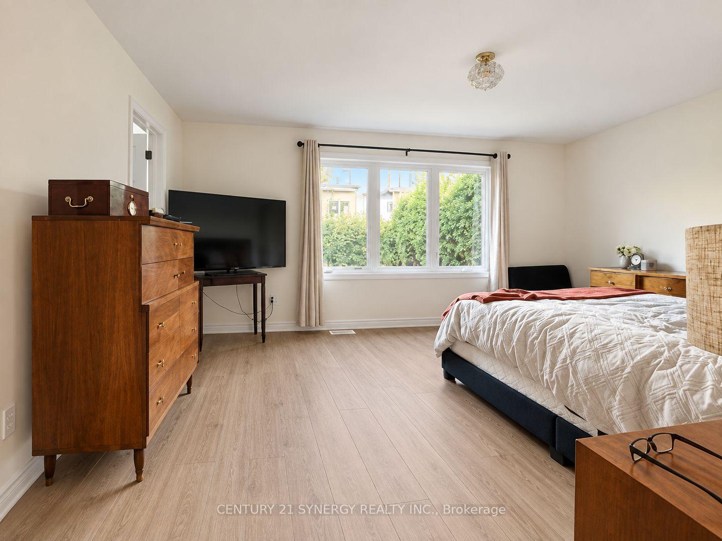 Photo 13 of 1075 Goward Drive, Ottawa, Kanata - Morgan's Grant/South March — HOMEH