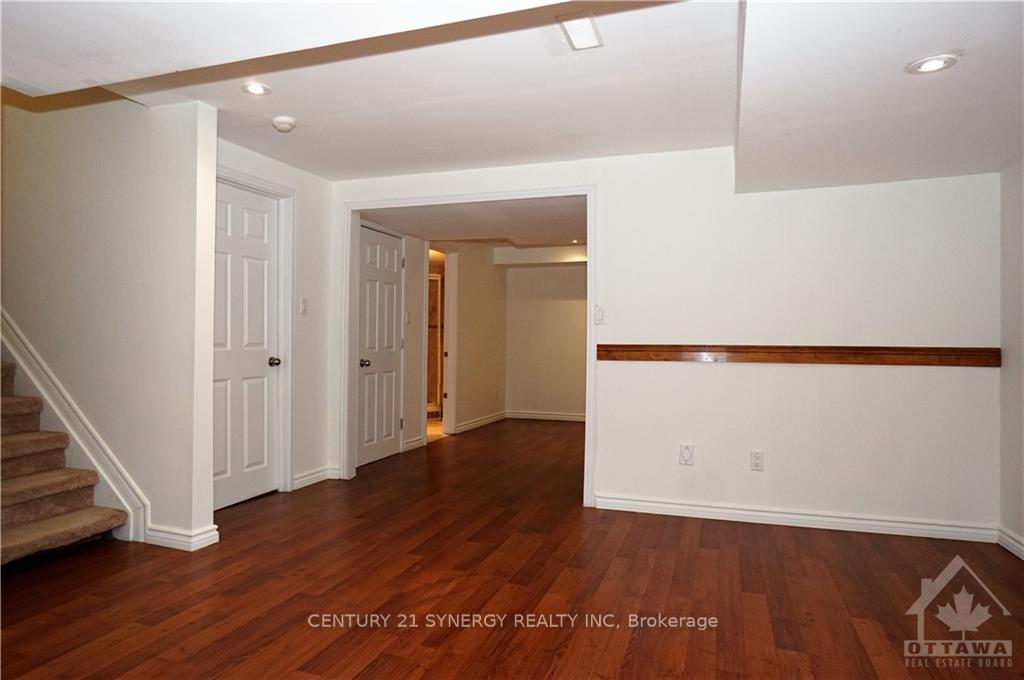 Photo 23 of 1075 Goward Drive, Ottawa, Kanata - Morgan's Grant/South March — HOMEH