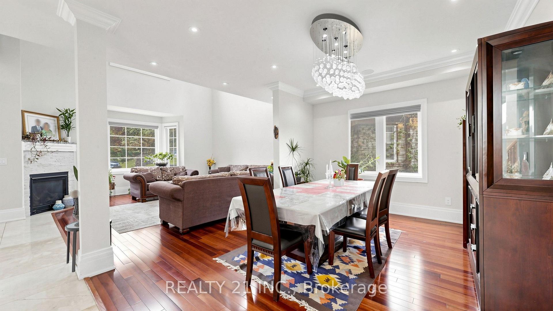 Photo 8 of 3 Stinson Circle, Toronto, O'Connor-Parkview — HOMEH