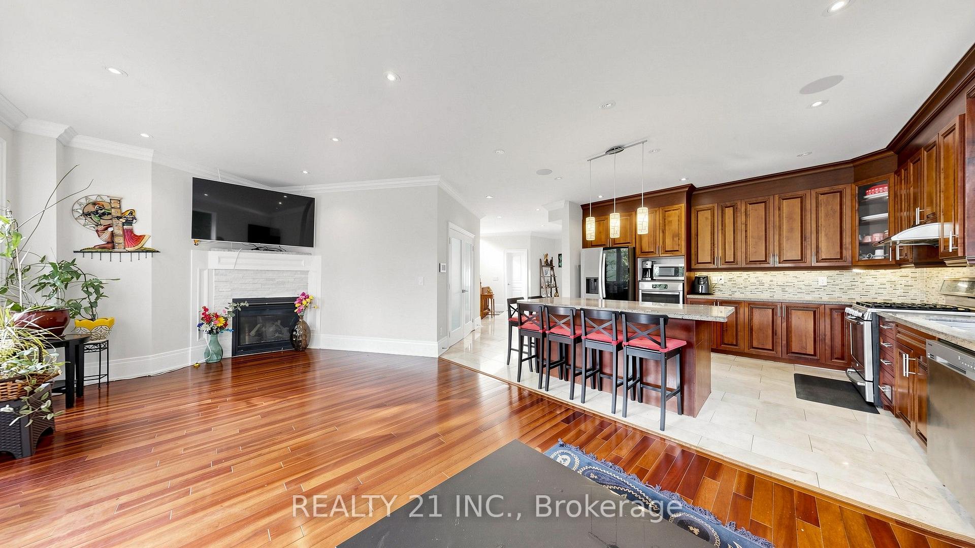 Photo 12 of 3 Stinson Circle, Toronto, O'Connor-Parkview — HOMEH