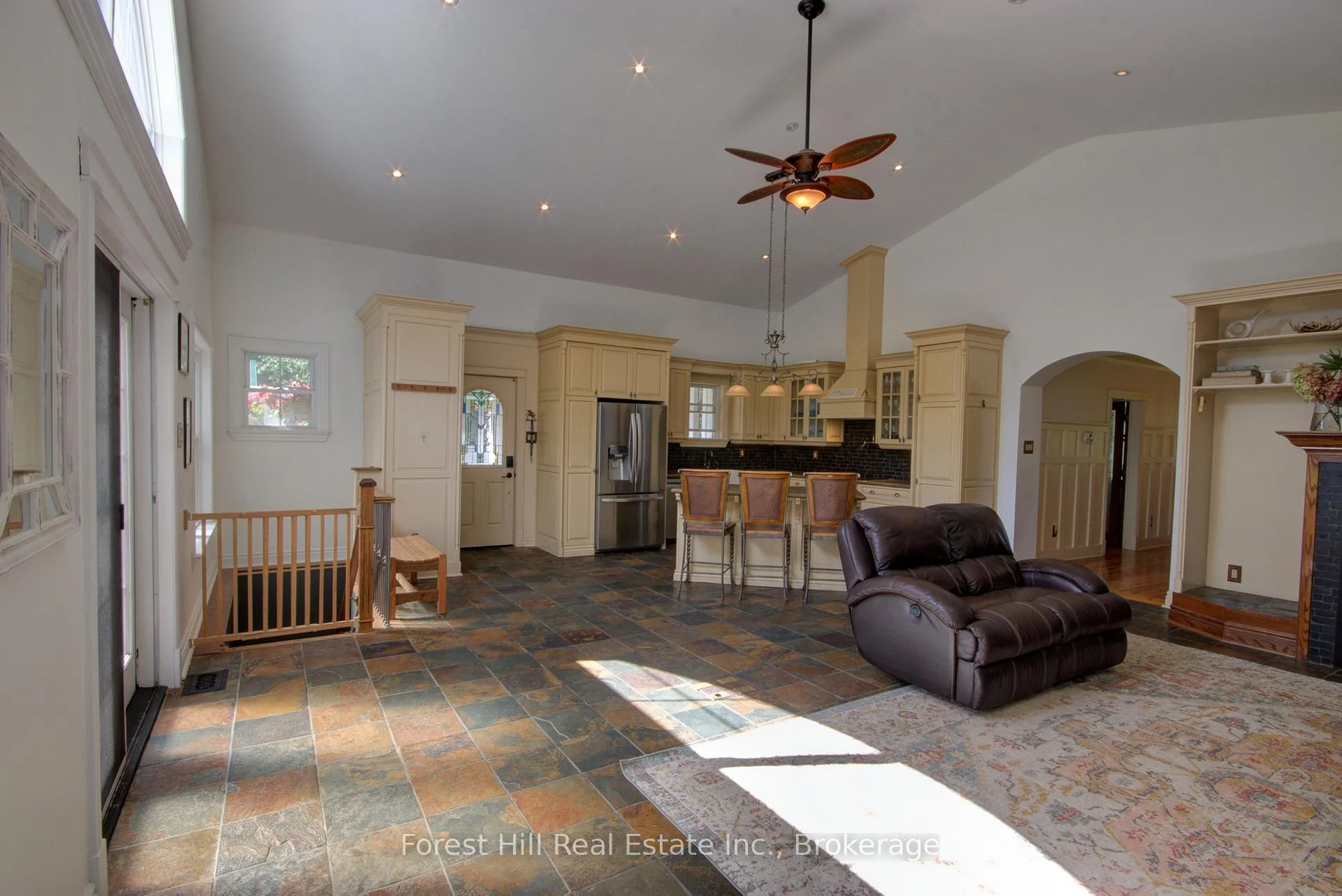 Photo 16 of 6311 12th Line W, New Tecumseth, Rural New Tecumseth — HOMEH