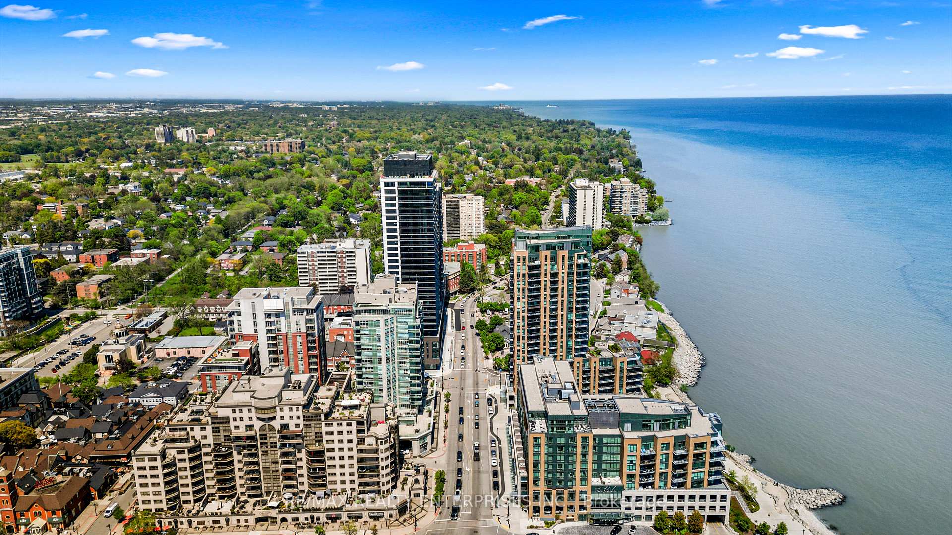 Photo 2 of Unit 505, 2060 Lakeshore Road, Burlington, Brant — HOMEH