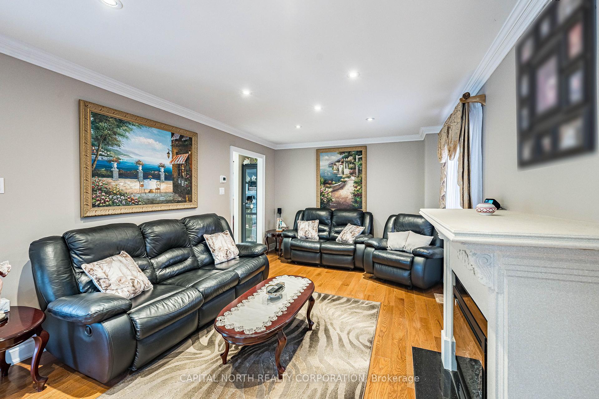 Photo 5 of 11 Pembrook Street, Caledon, Bolton East — HOMEH