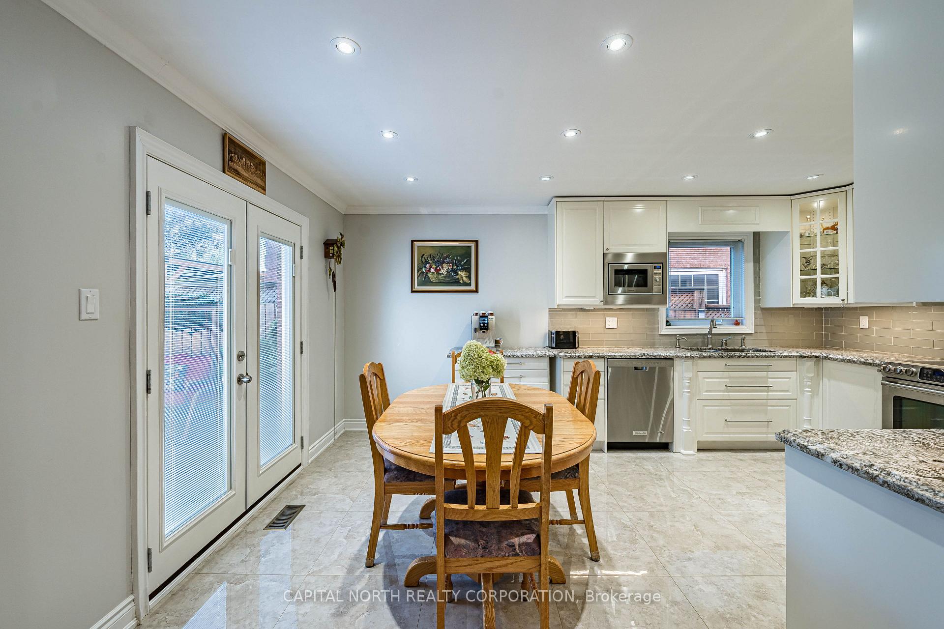 Photo 7 of 11 Pembrook Street, Caledon, Bolton East — HOMEH