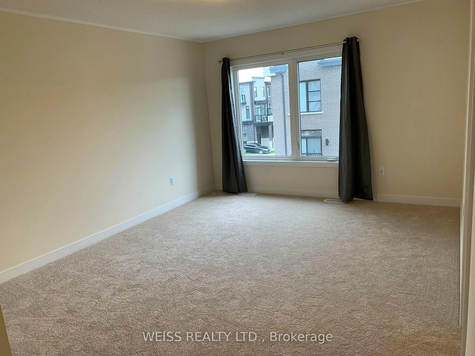 Photo 11 of 1604 Moonbeam Glen, Pickering, Duffin Heights — HOMEH