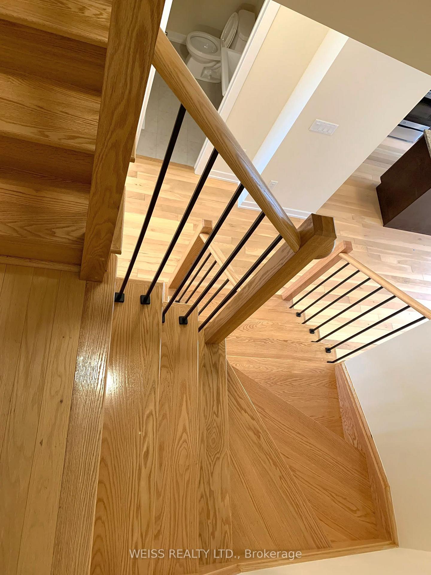 Photo 17 of 1604 Moonbeam Glen, Pickering, Duffin Heights — HOMEH