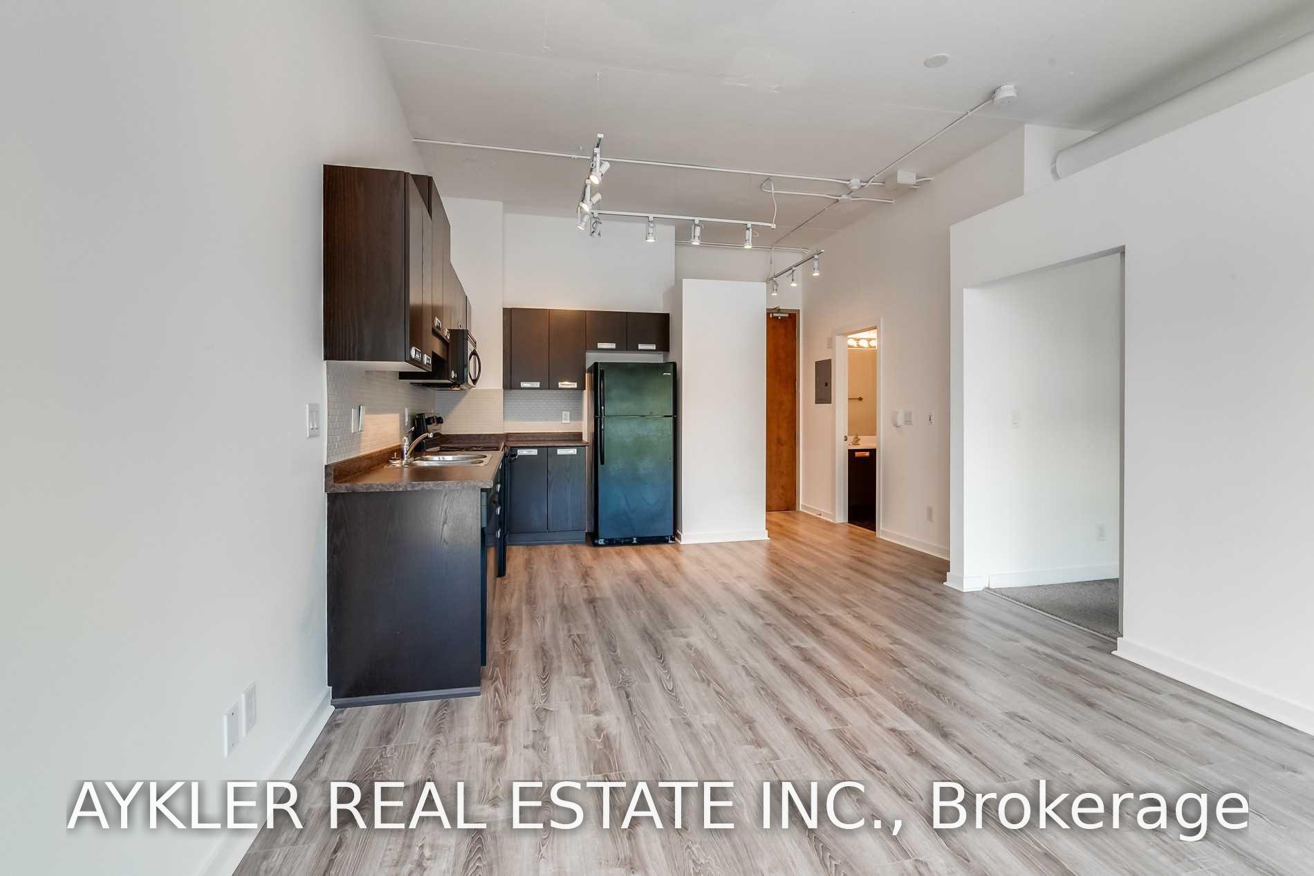 Photo 7 of Unit 414, 2 Fieldway Road, Etobicoke, Islington-City Centre West — HOMEH