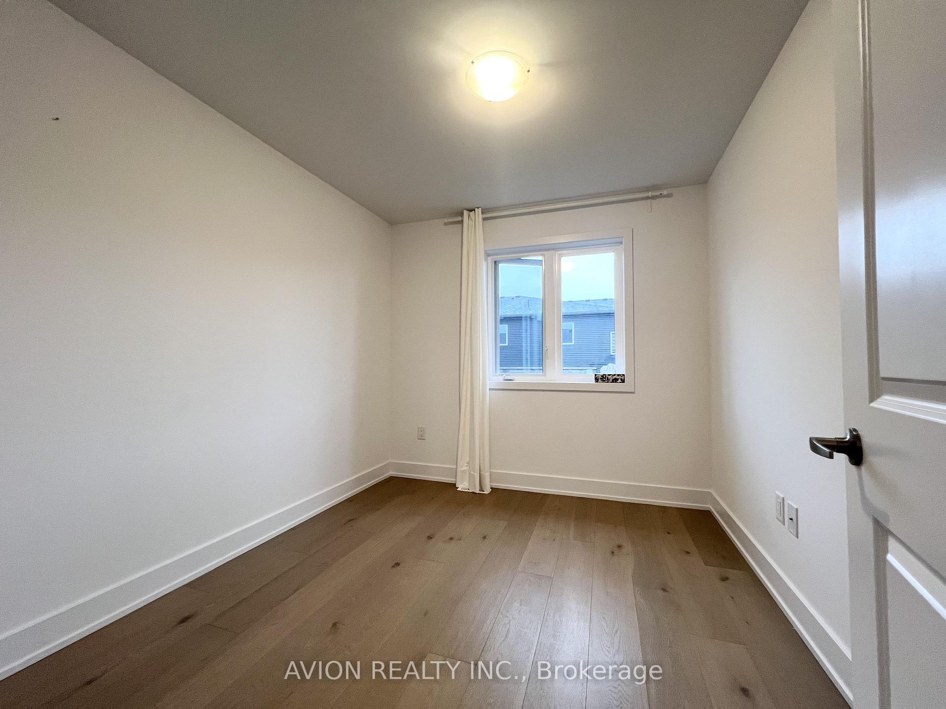 Photo 15 of 31 Gateway Drive, Barrie, Rural Barrie Southeast — HOMEH