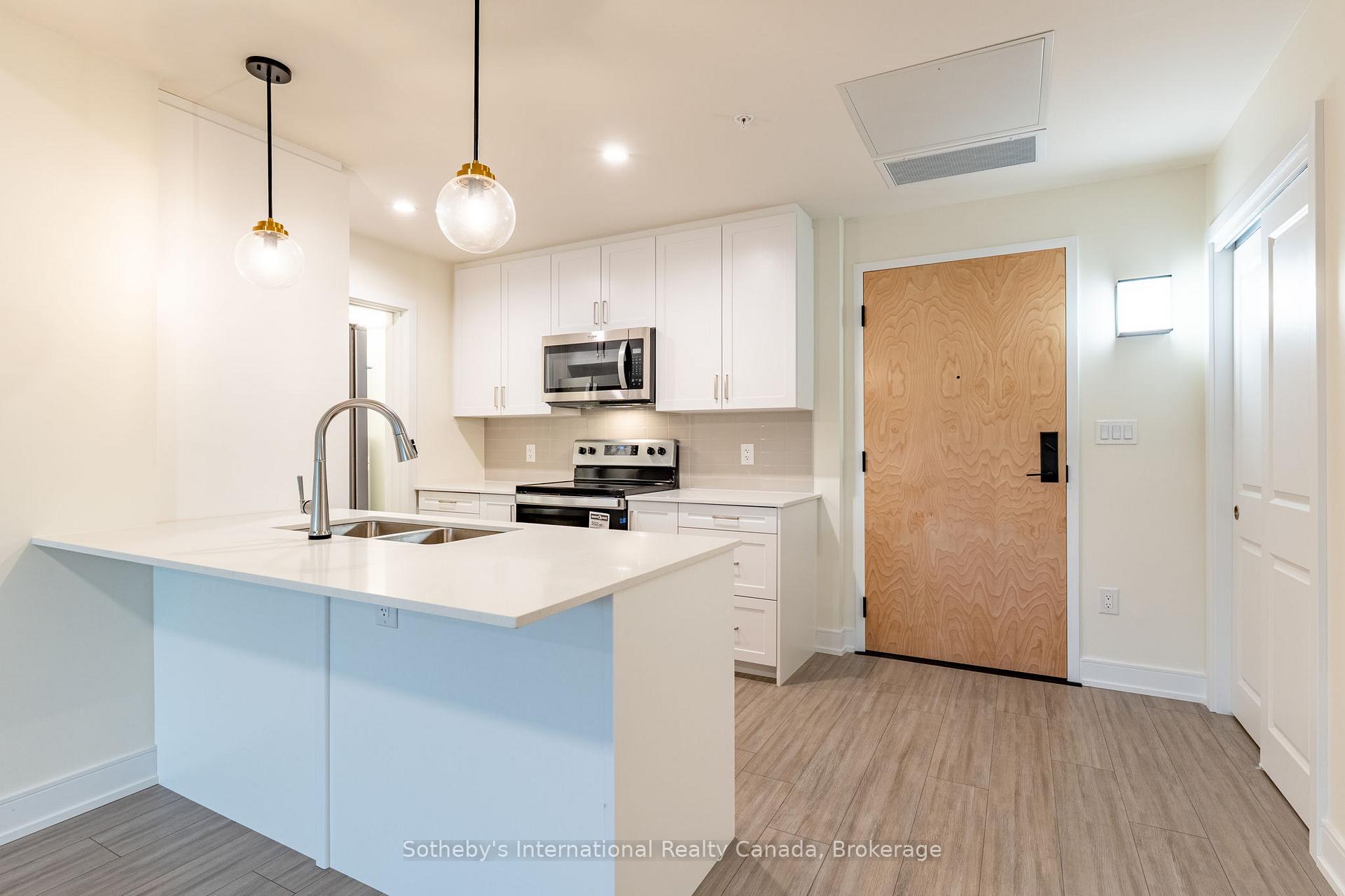 Photo 5 of Unit 316, 121 Mary Street, Clearview, Creemore — HOMEH