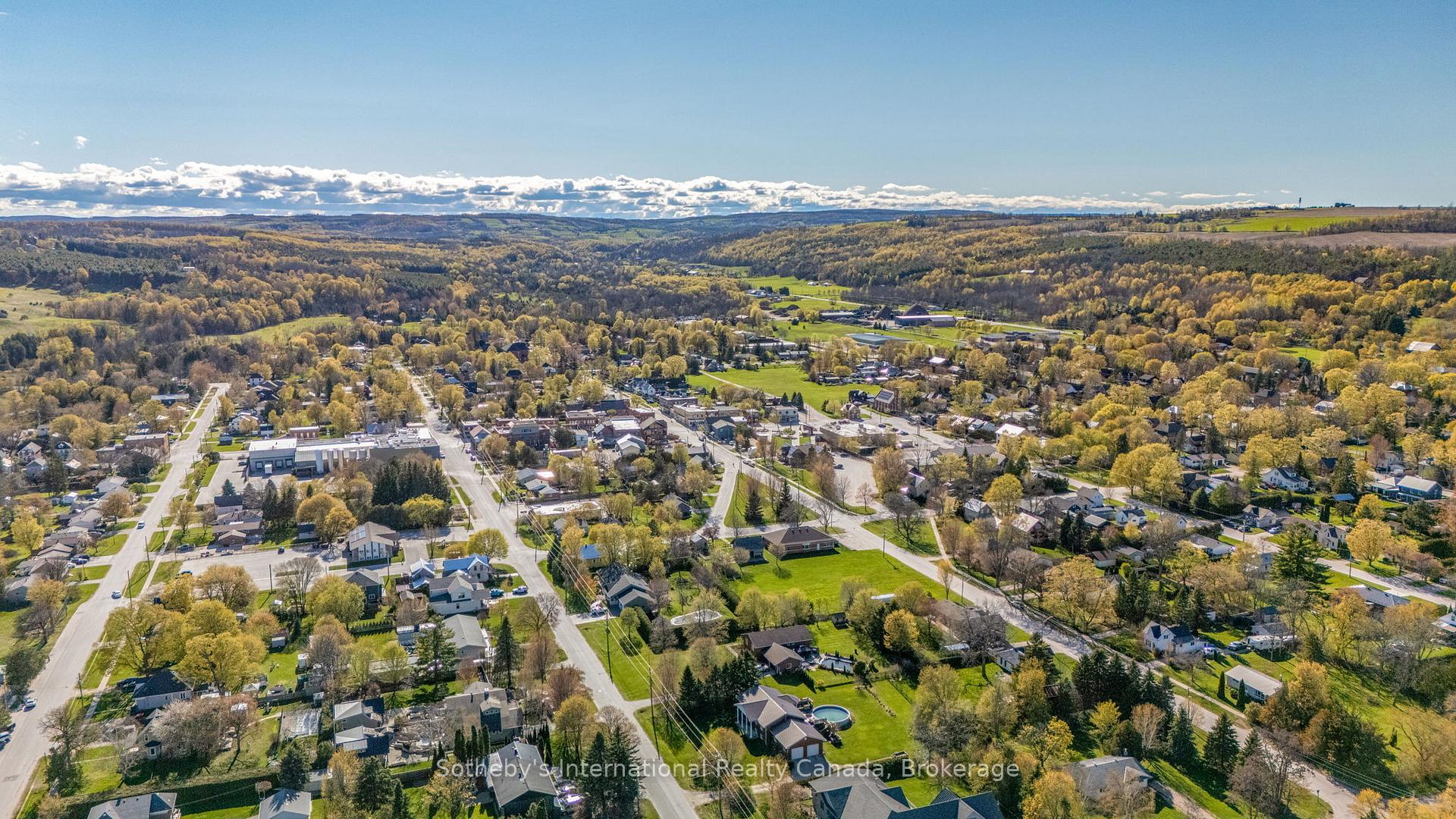 Photo 14 of Unit 316, 121 Mary Street, Clearview, Creemore — HOMEH