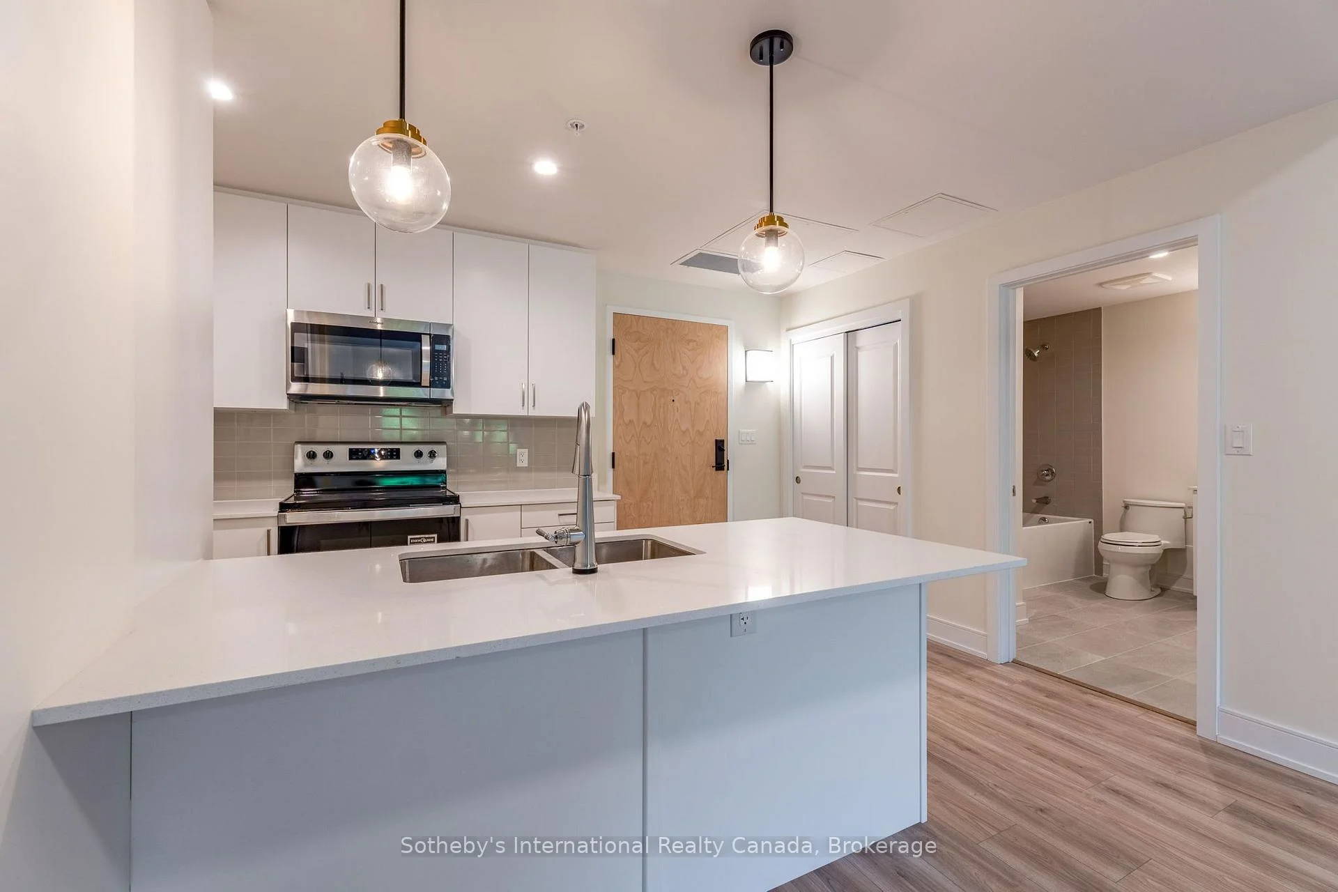 Photo 38 of Unit 316, 121 Mary Street, Clearview, Creemore — HOMEH