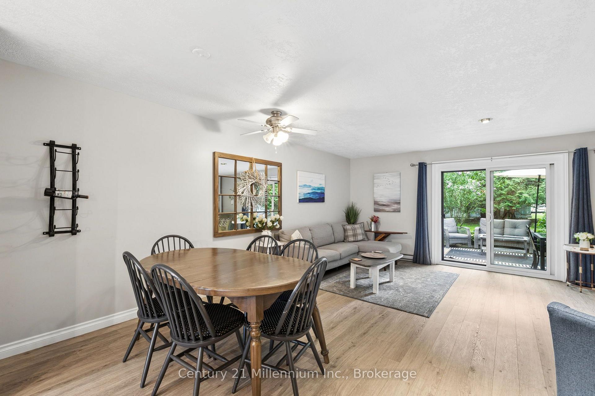 Photo 10 of 156 Escarpment Crescent, Collingwood — HOMEH