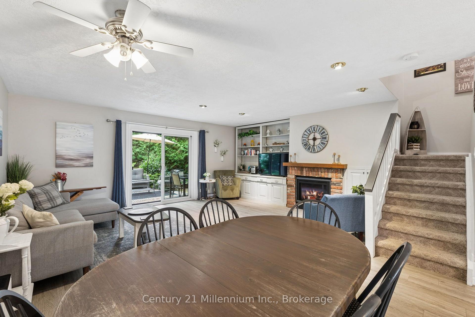 Photo 16 of 156 Escarpment Crescent, Collingwood — HOMEH