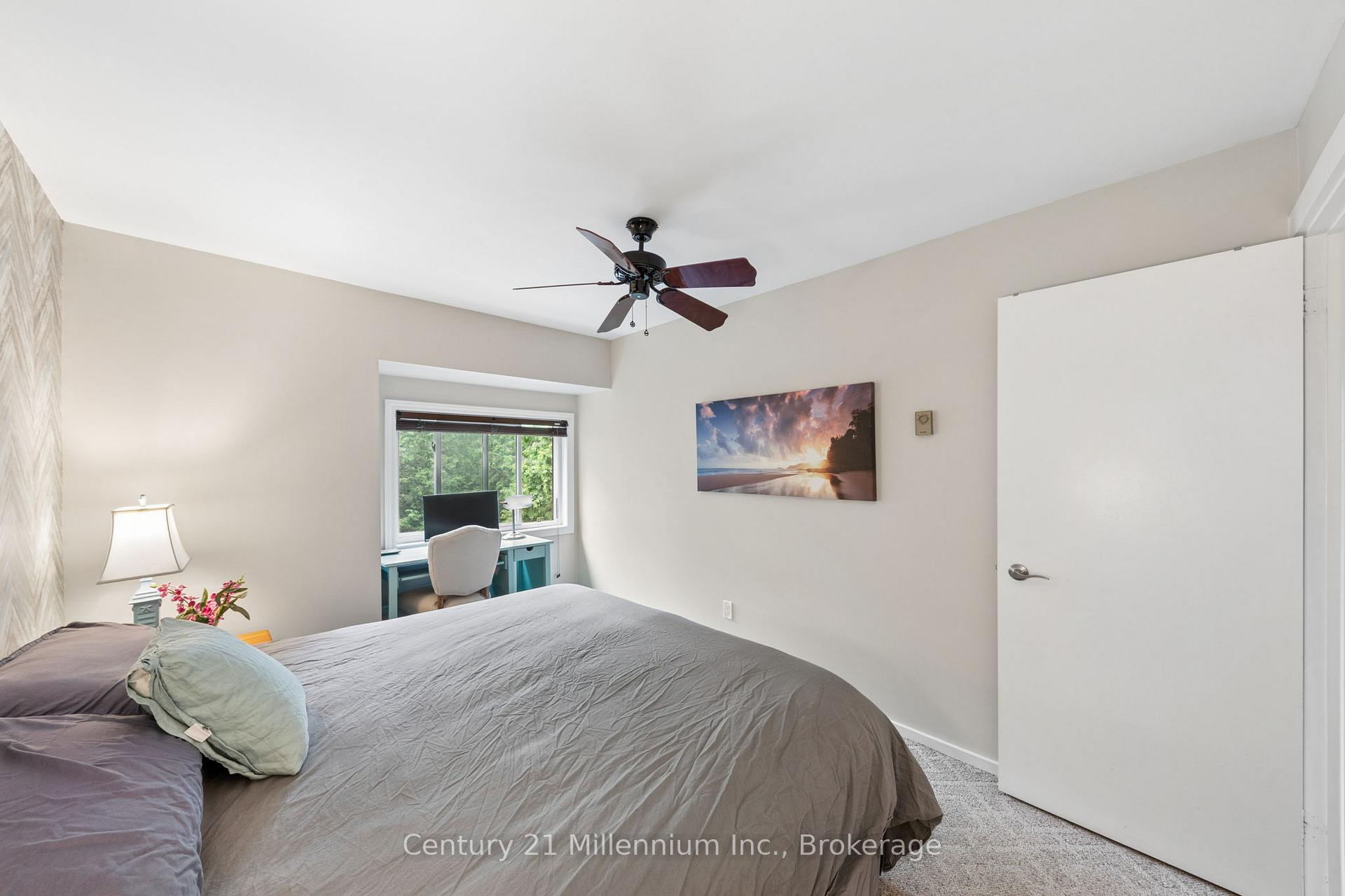 Photo 20 of 156 Escarpment Crescent, Collingwood — HOMEH