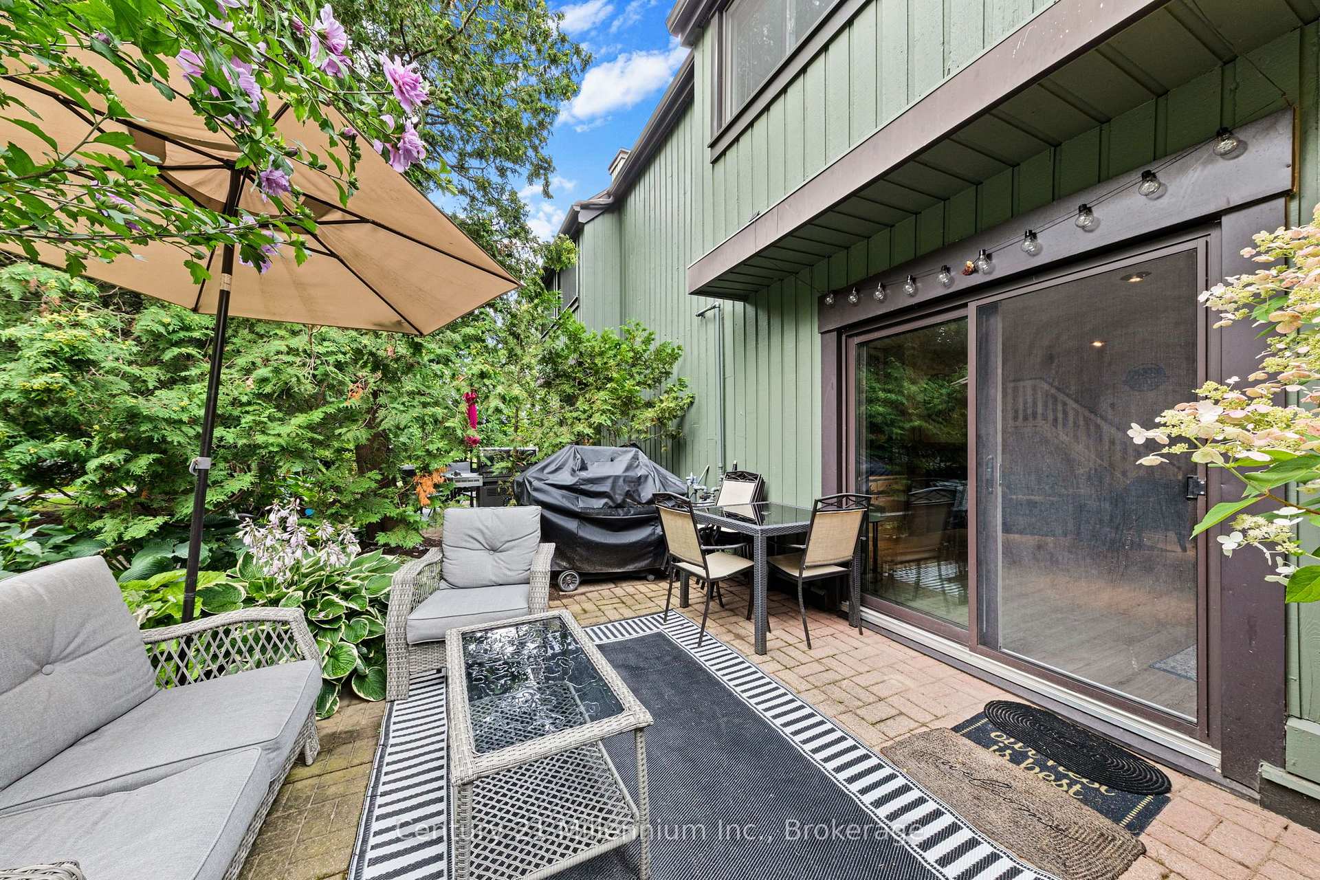 Photo 29 of 156 Escarpment Crescent, Collingwood — HOMEH