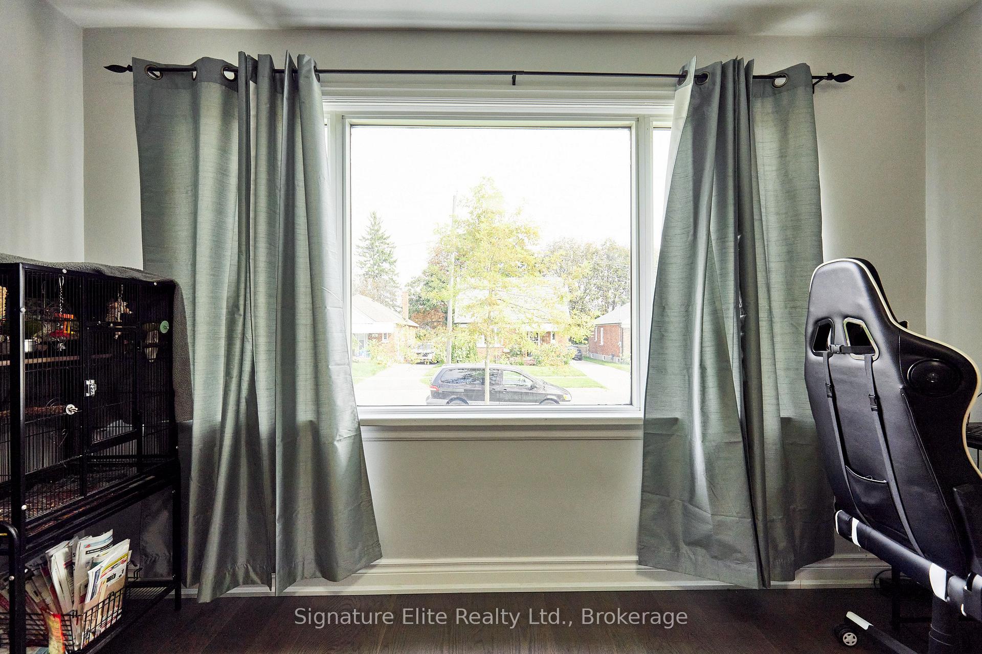 Photo 8 of 96 Oakes Avenue, Oshawa, O'Neill — HOMEH