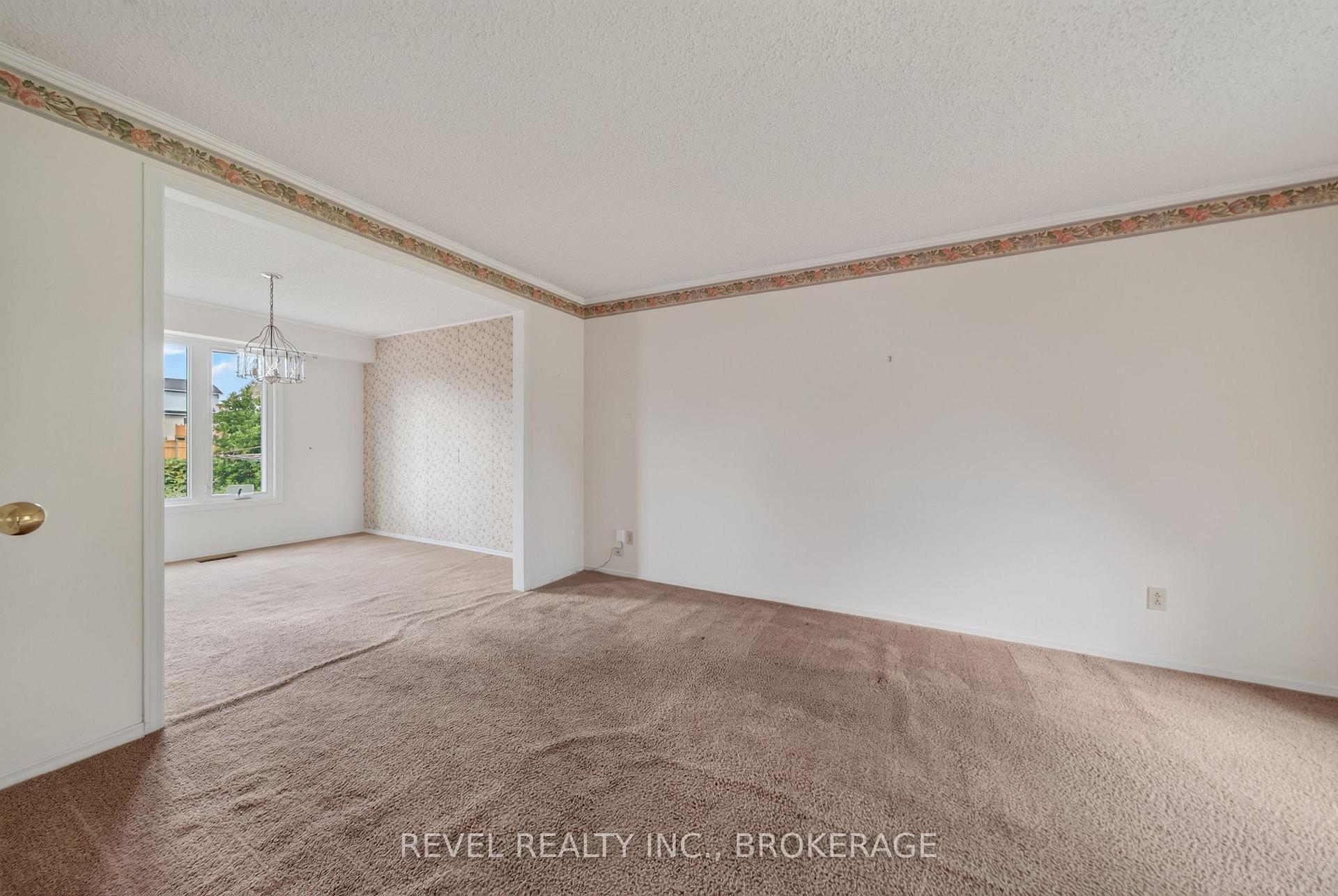 Photo 6 of 126 Grenadier Drive, Kingston, Kingston East (Incl Barret Crt) — HOMEH