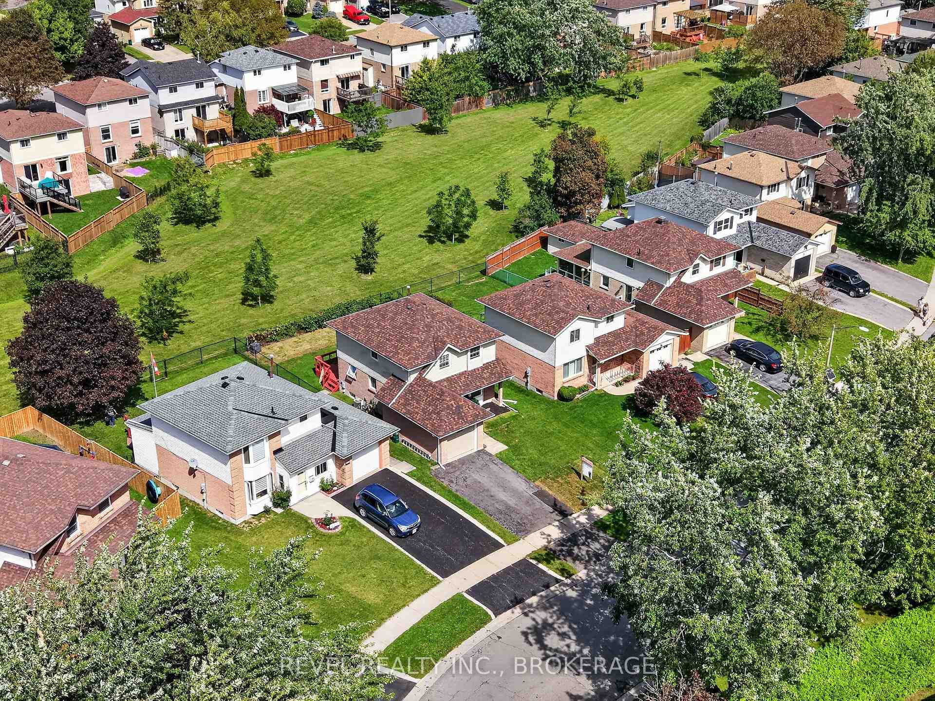 Photo 41 of 126 Grenadier Drive, Kingston, Kingston East (Incl Barret Crt) — HOMEH