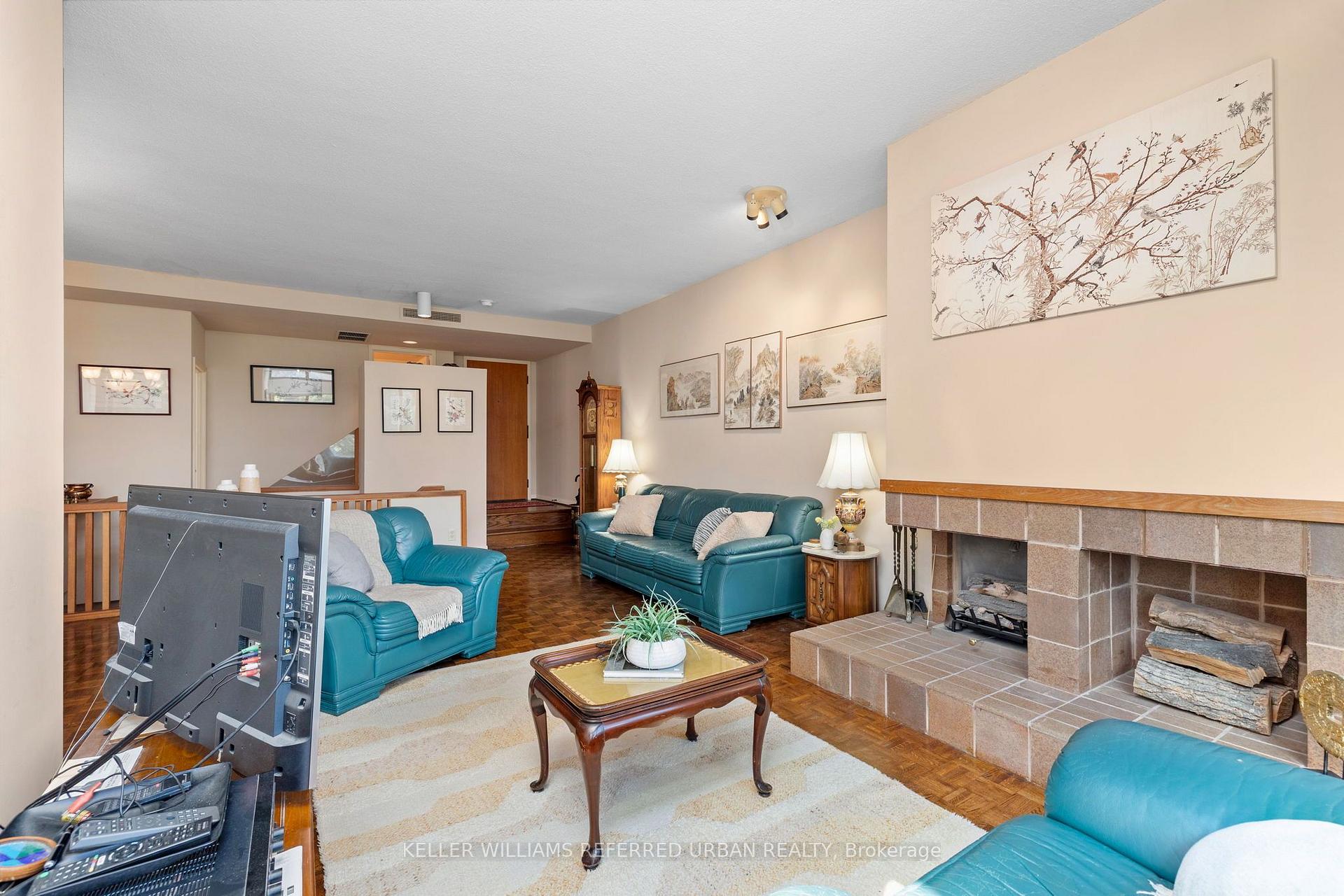Photo 7 of Unit 321, 40 Oaklands Avenue, Toronto, Yonge-St. Clair — HOMEH