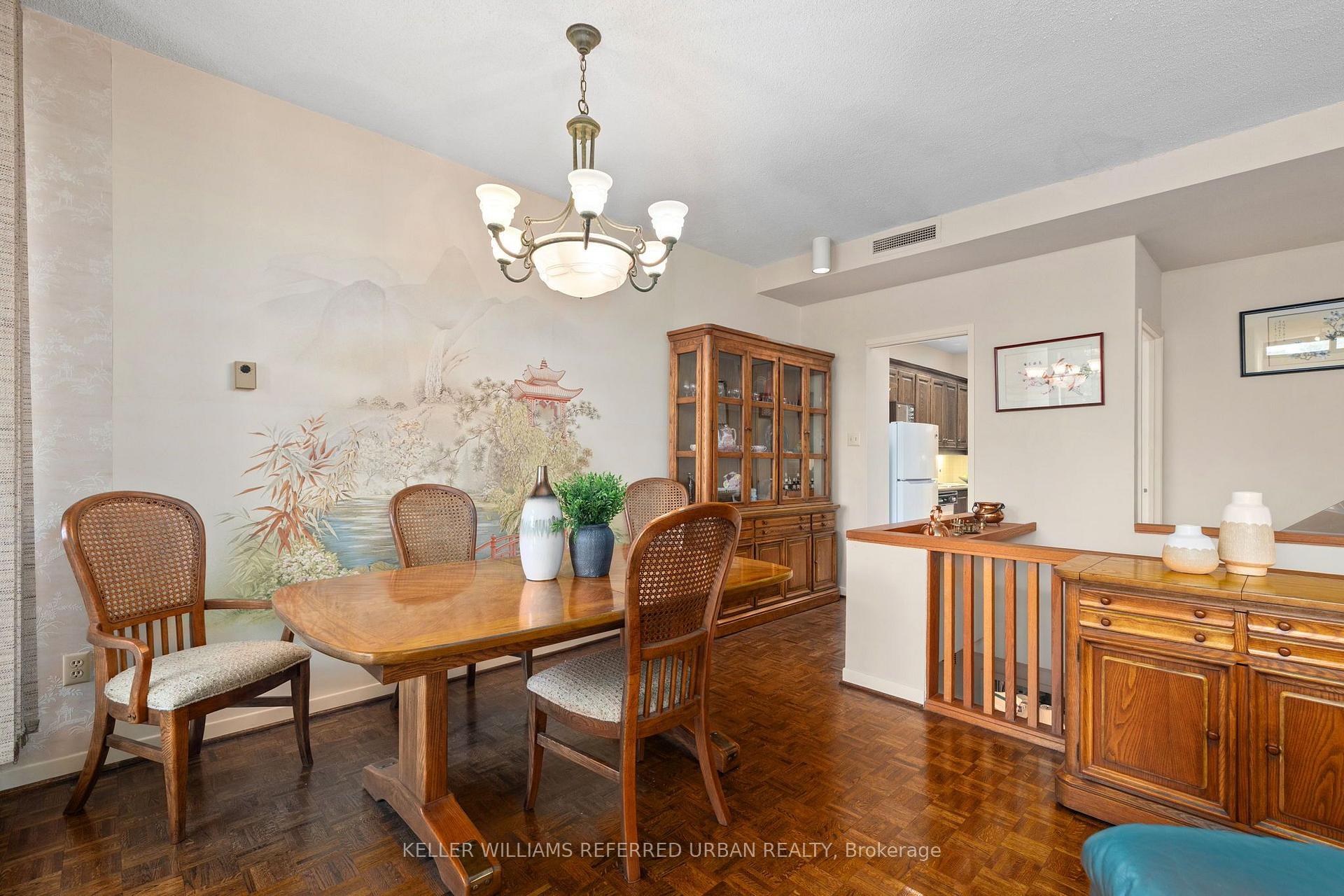 Photo 10 of Unit 321, 40 Oaklands Avenue, Toronto, Yonge-St. Clair — HOMEH