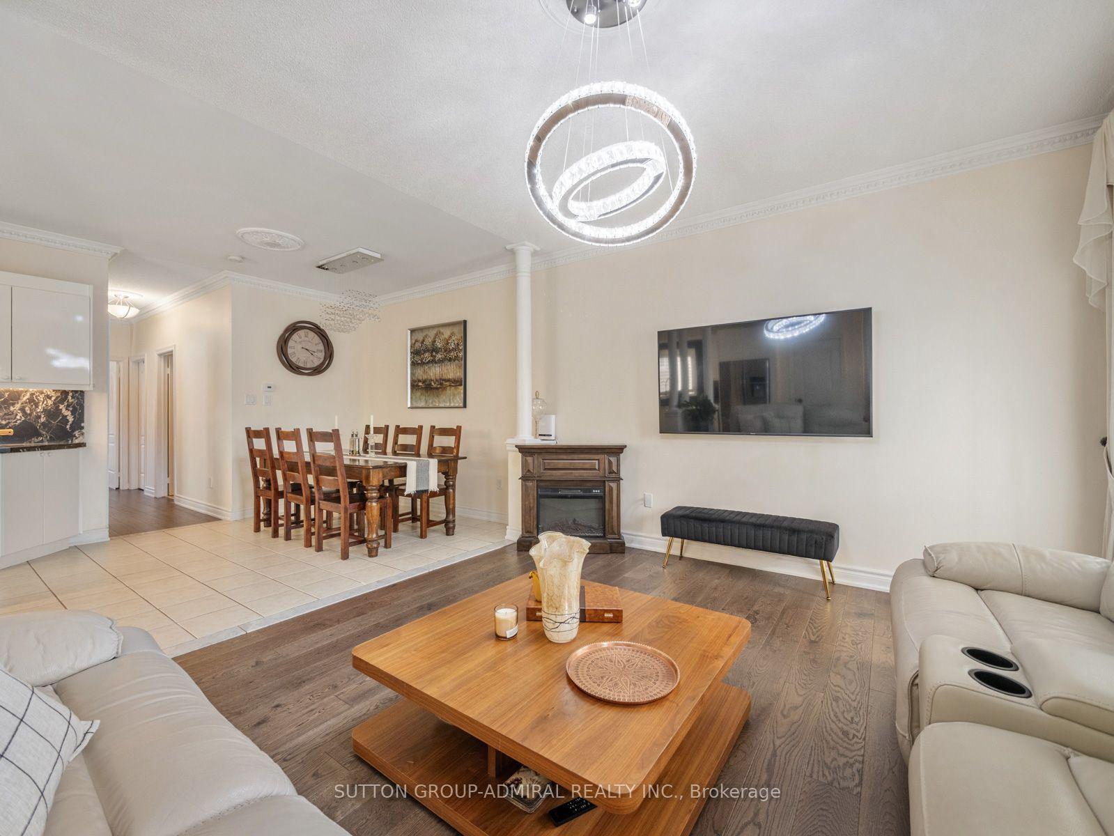 Photo 12 of 119 Blackthorn Drive, Vaughan, Maple — HOMEH