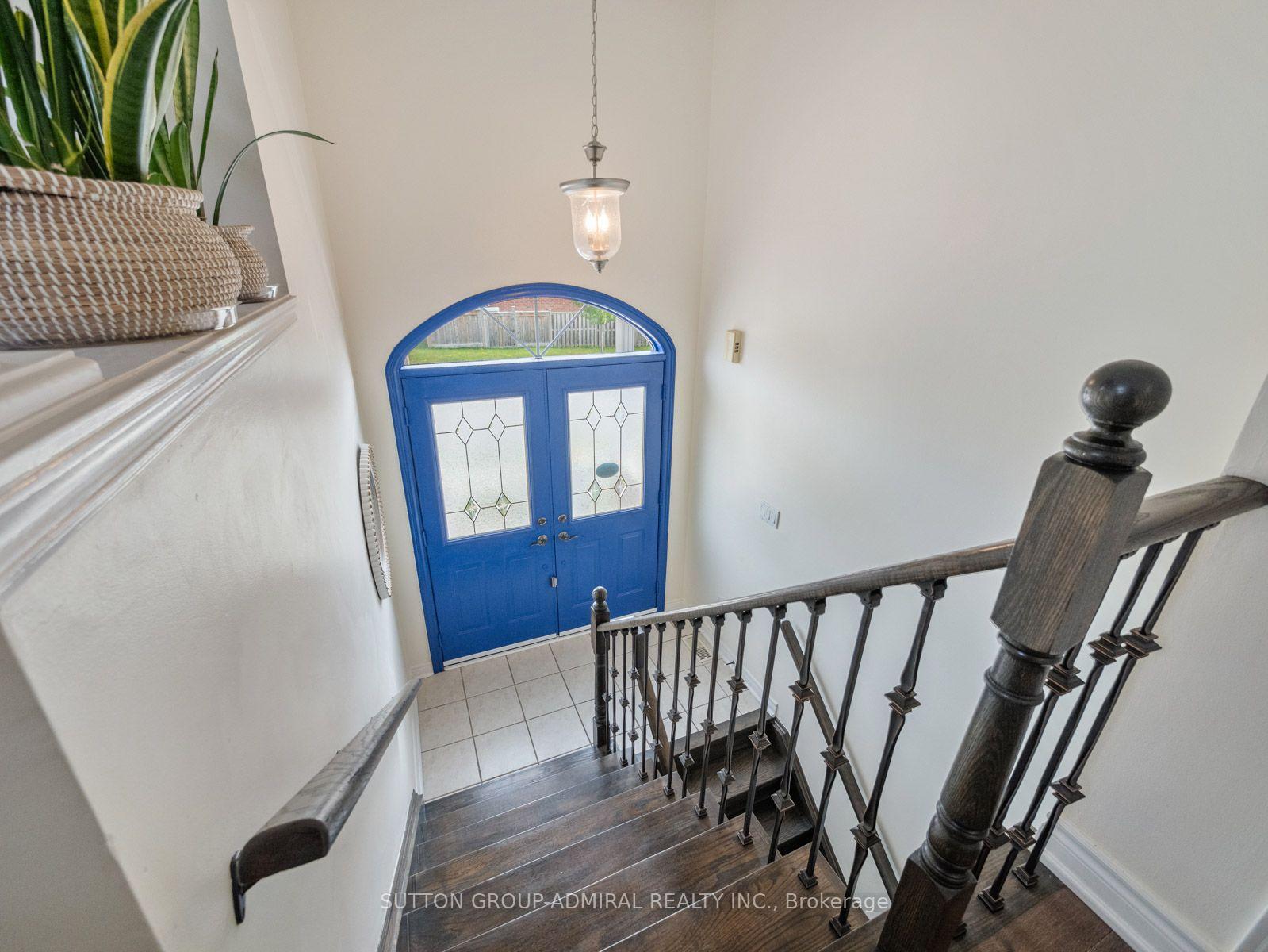 Photo 14 of 119 Blackthorn Drive, Vaughan, Maple — HOMEH