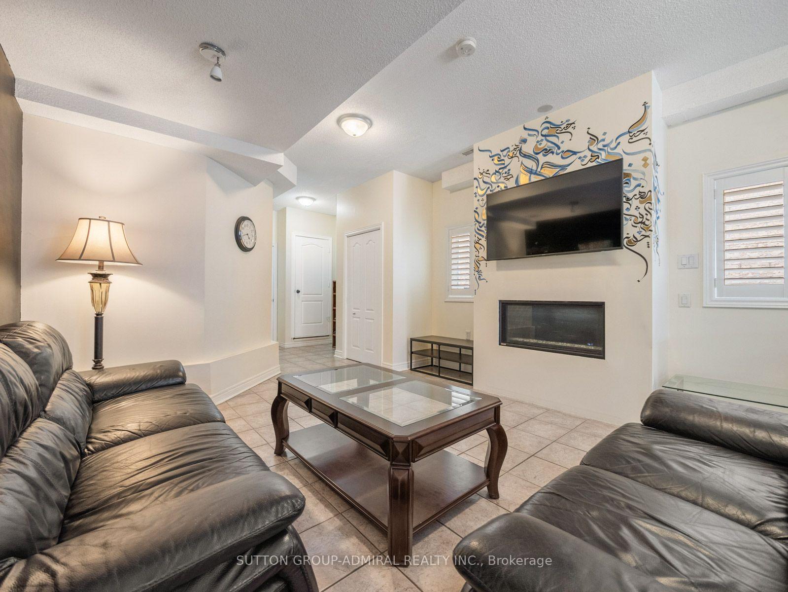 Photo 27 of 119 Blackthorn Drive, Vaughan, Maple — HOMEH