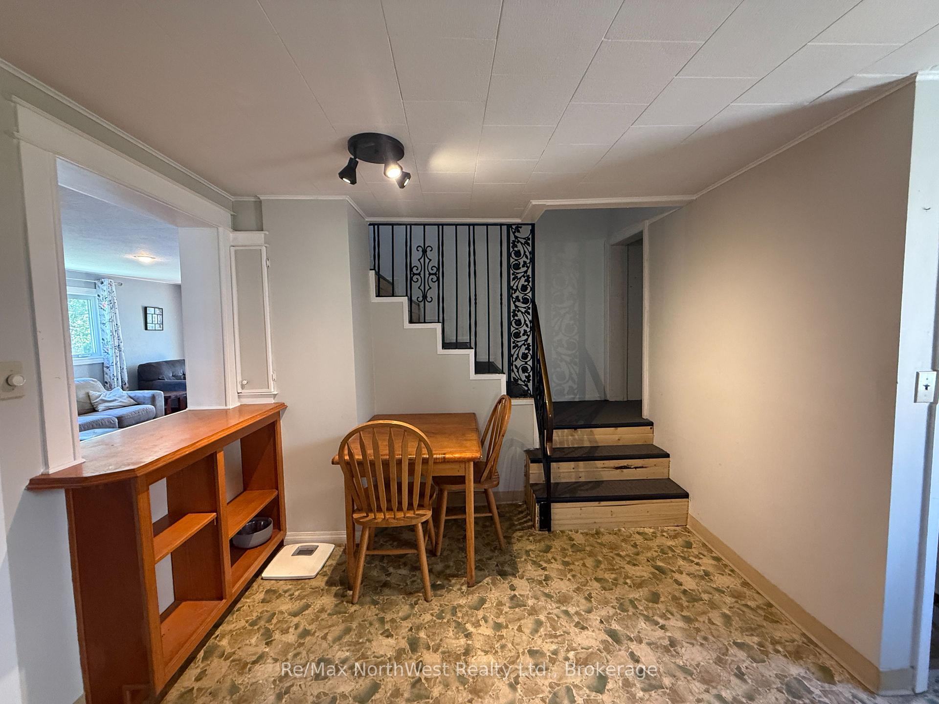 Photo 4 of 119 Lyndale Avenue, Kenora, Keewatin — HOMEH