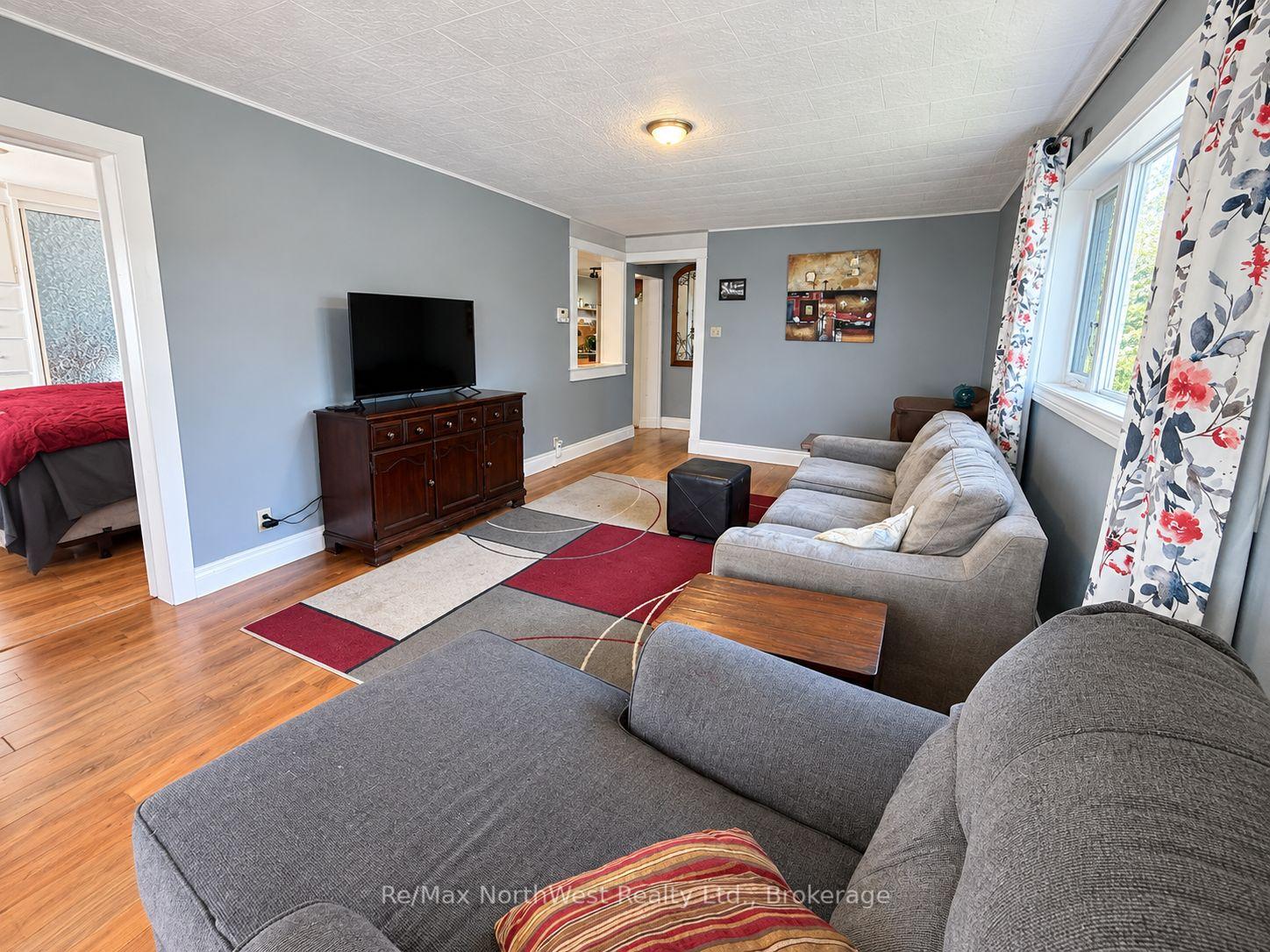 Photo 7 of 119 Lyndale Avenue, Kenora, Keewatin — HOMEH